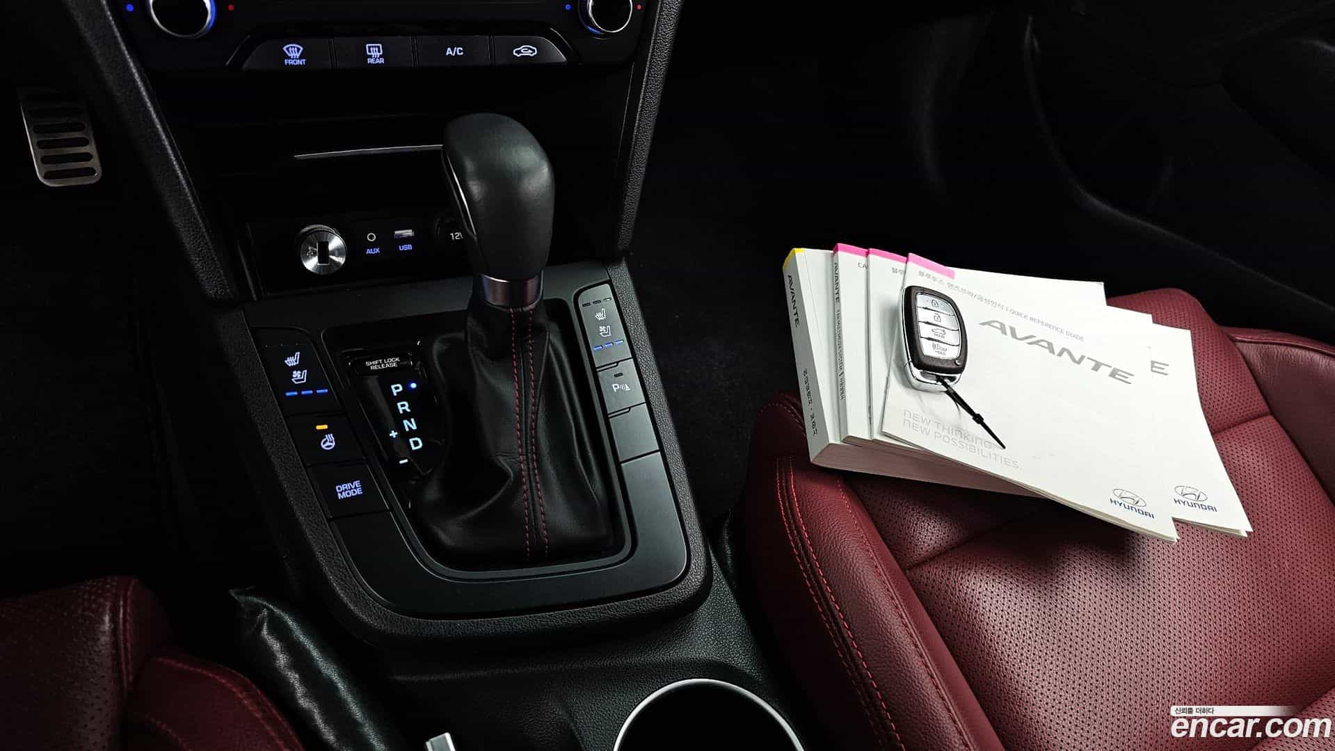 AVANTE Hyundai 2016.7-INNER-009