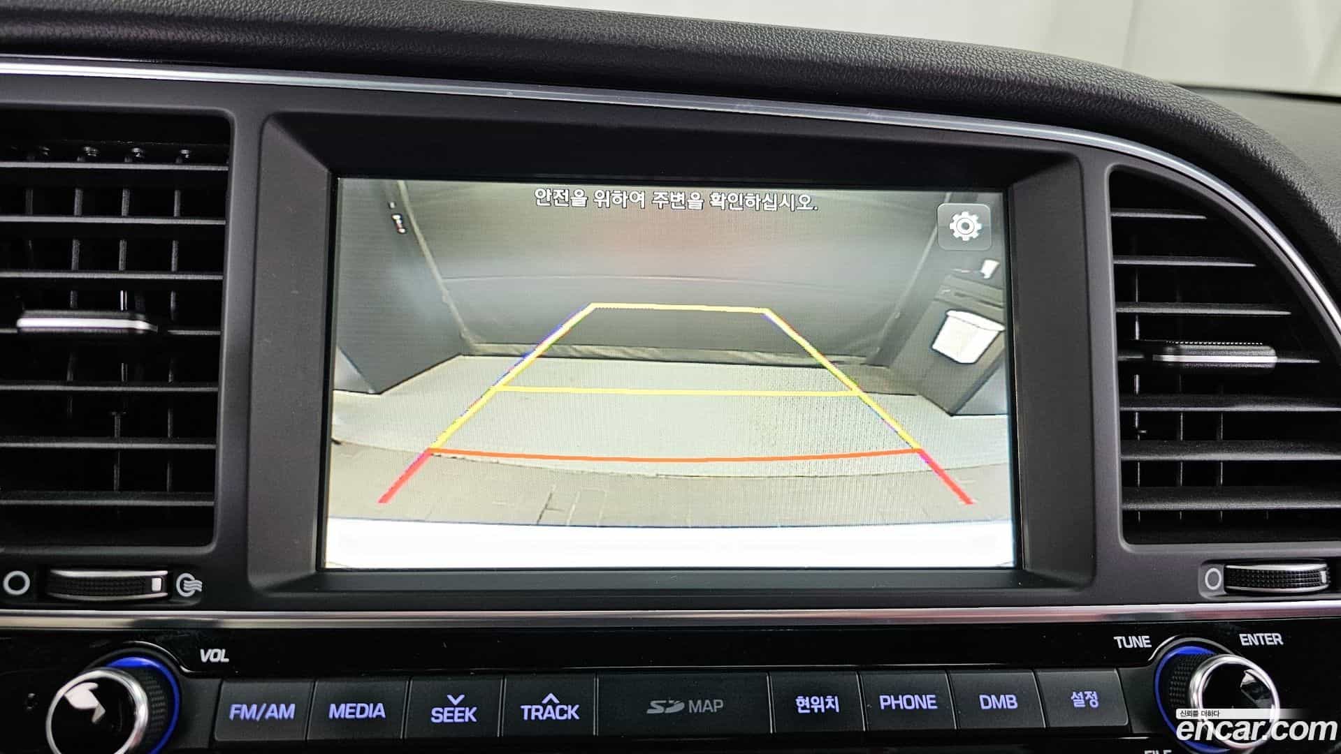 AVANTE Hyundai 2016.7-OPTION-020