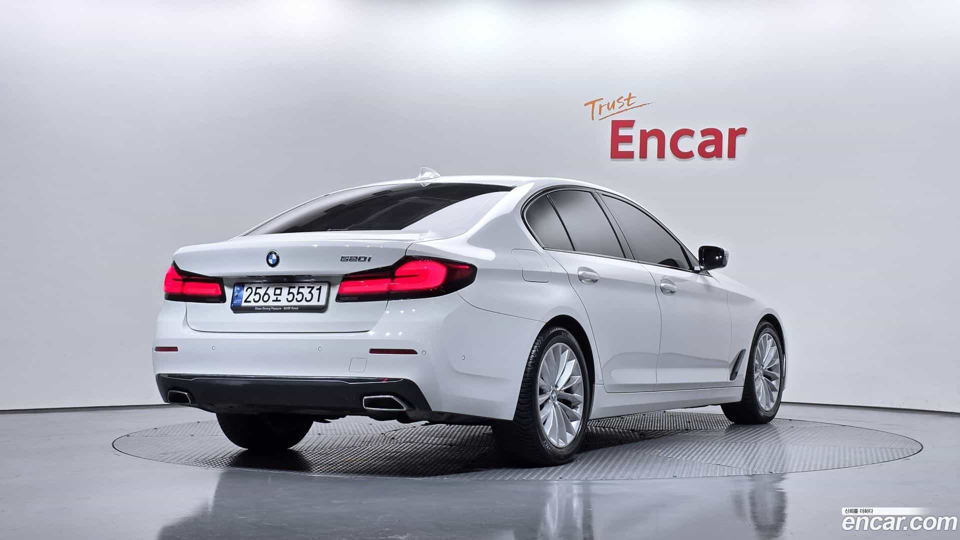 5-Series BMW 2021.4-OUTER-002