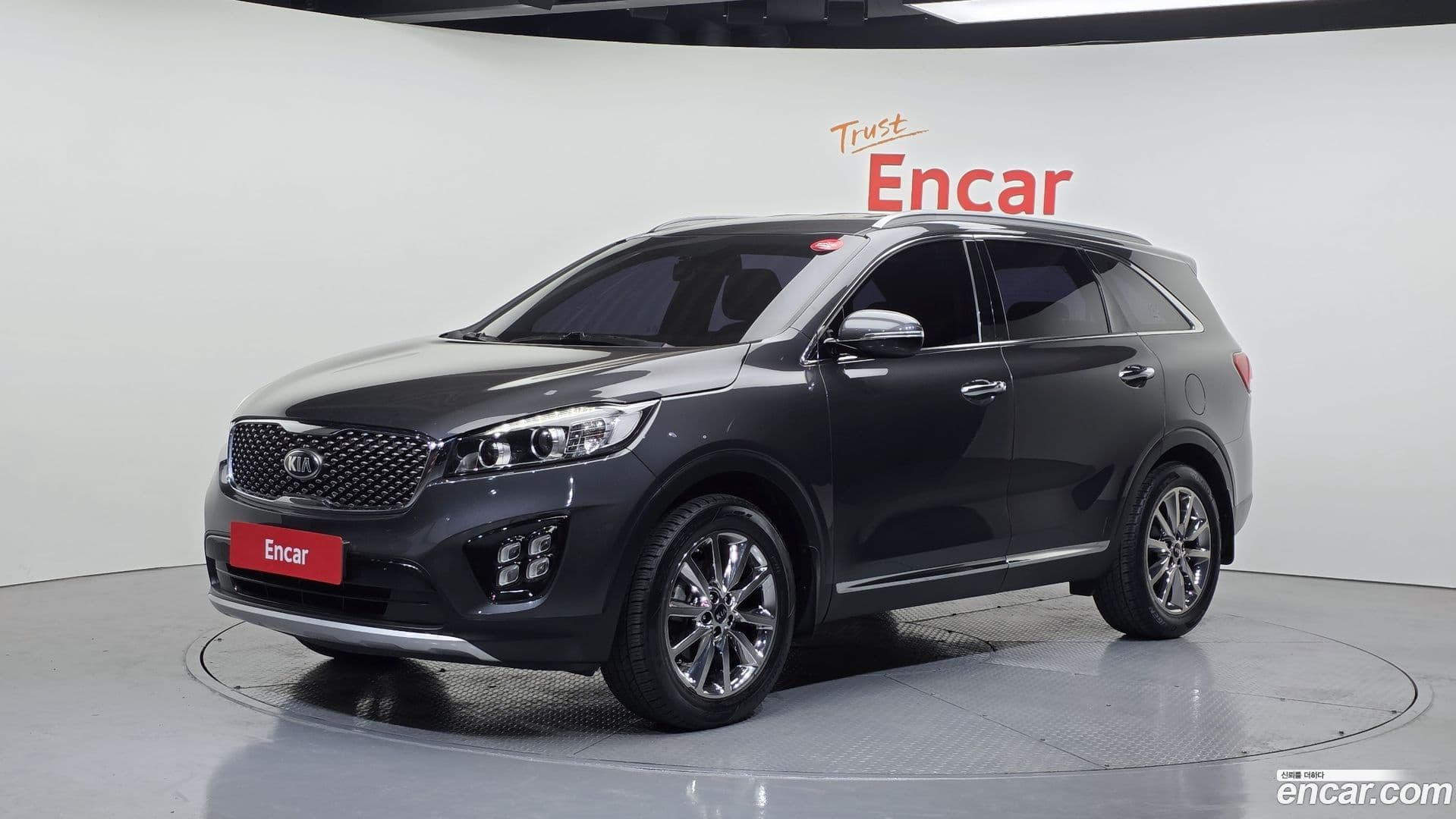 Main__Slider__Photo:Sorento Kia 2016.11-0