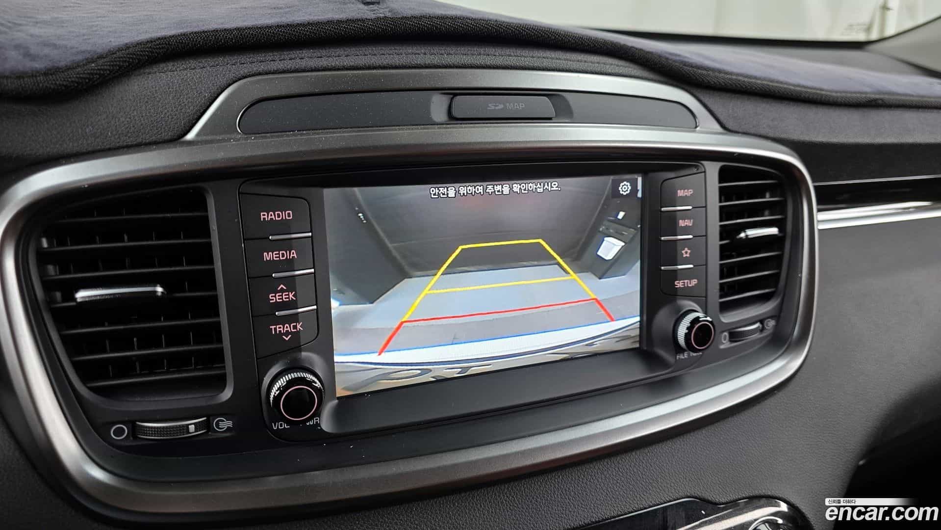 Sorento Kia 2019.3-OPTION-019