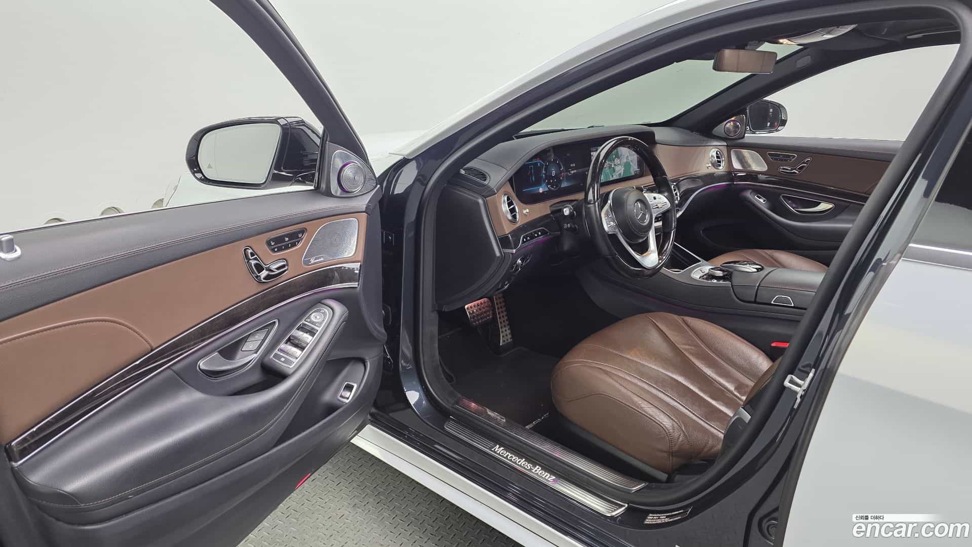 S-Class Mercedes-Benz 2017.9-INNER-010