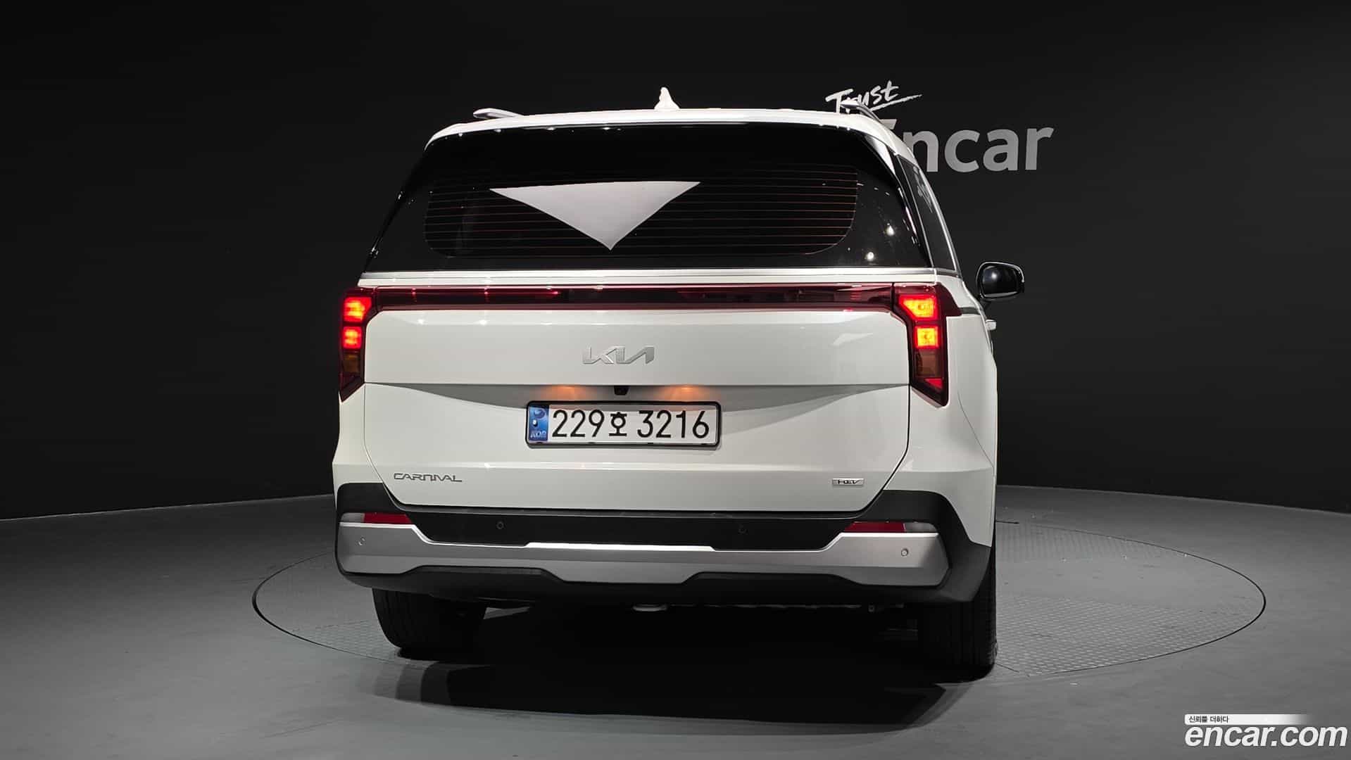 Canival Kia 2024.8-OUTER-004