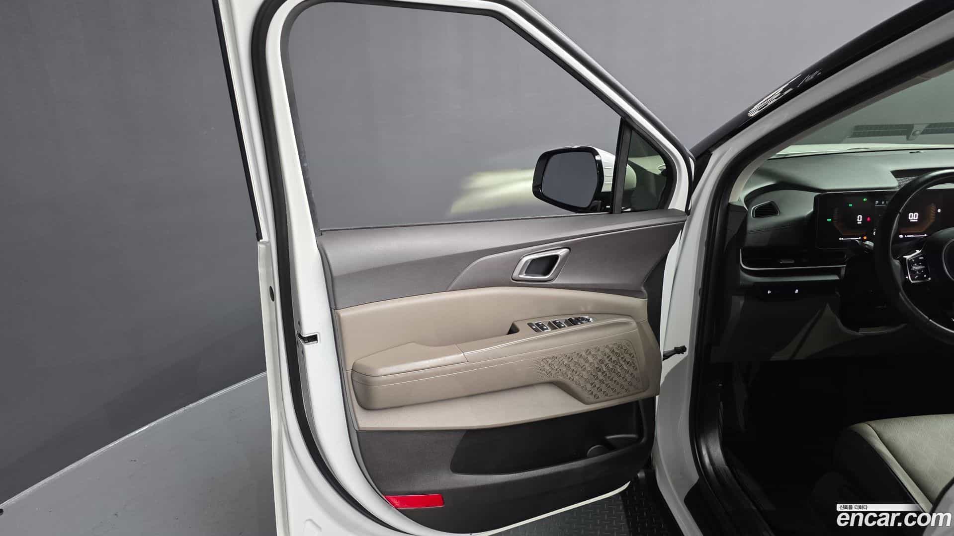 Canival Kia 2024.8-OPTION-016