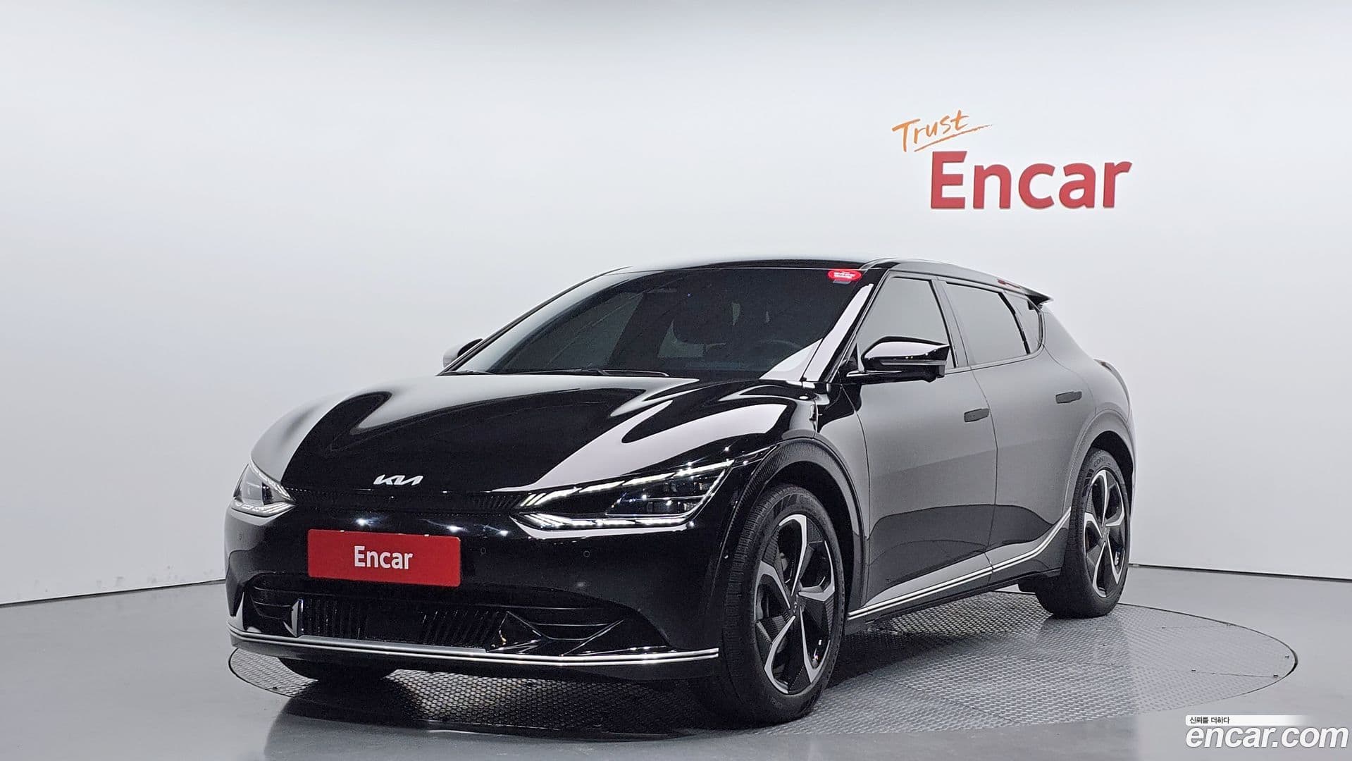 Main__Slider__Photo:EV6 Kia 2023.5-0