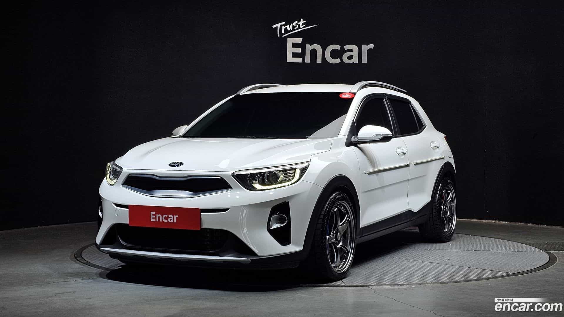Stonic Kia 2019.6-OUTER-001