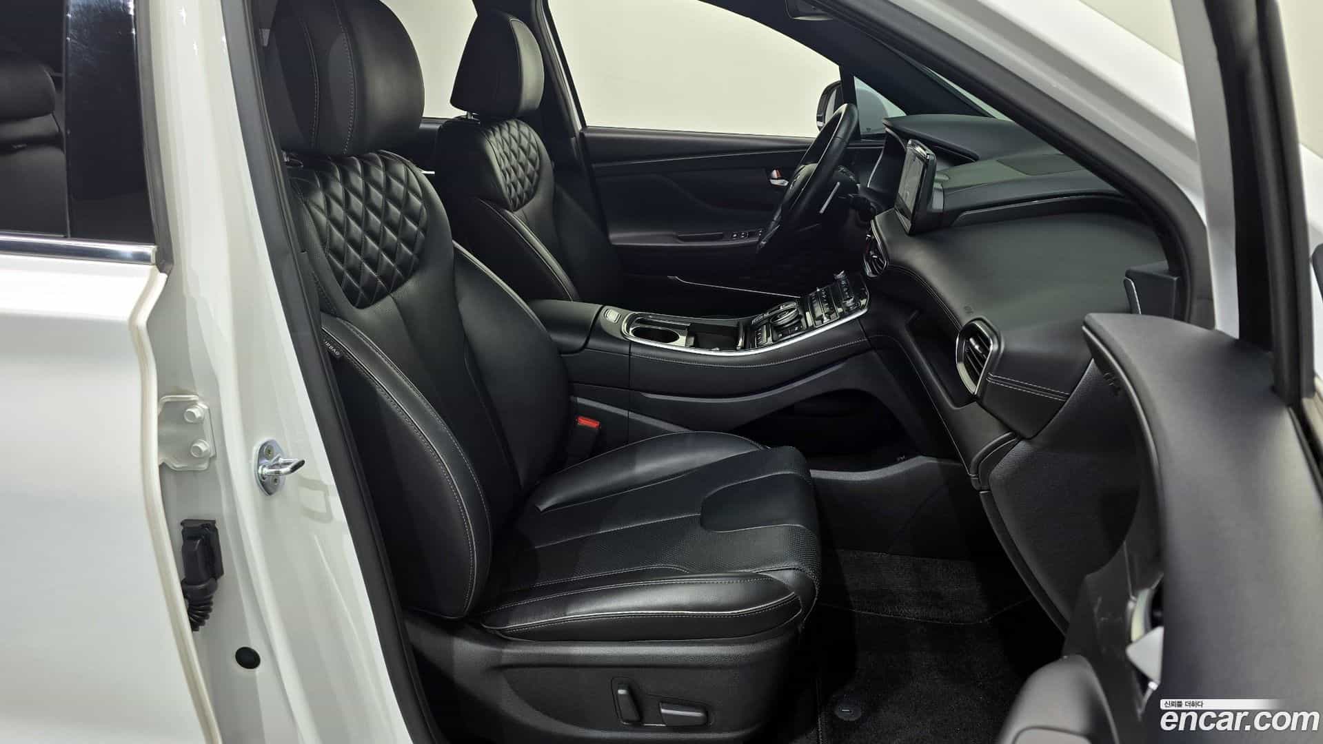 Santafe Hyundai 2022.3-OPTION-016