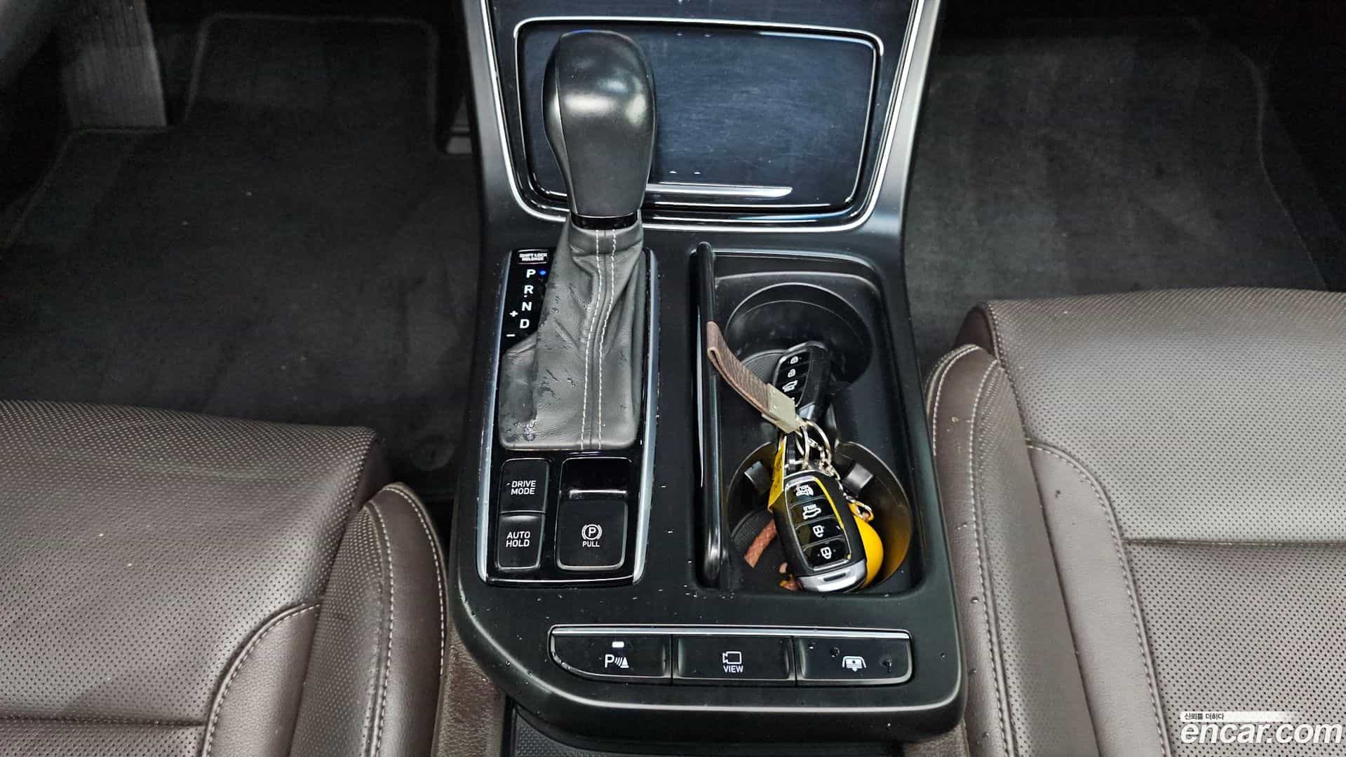 Grandeur Hyundai 2018.5-INNER-009