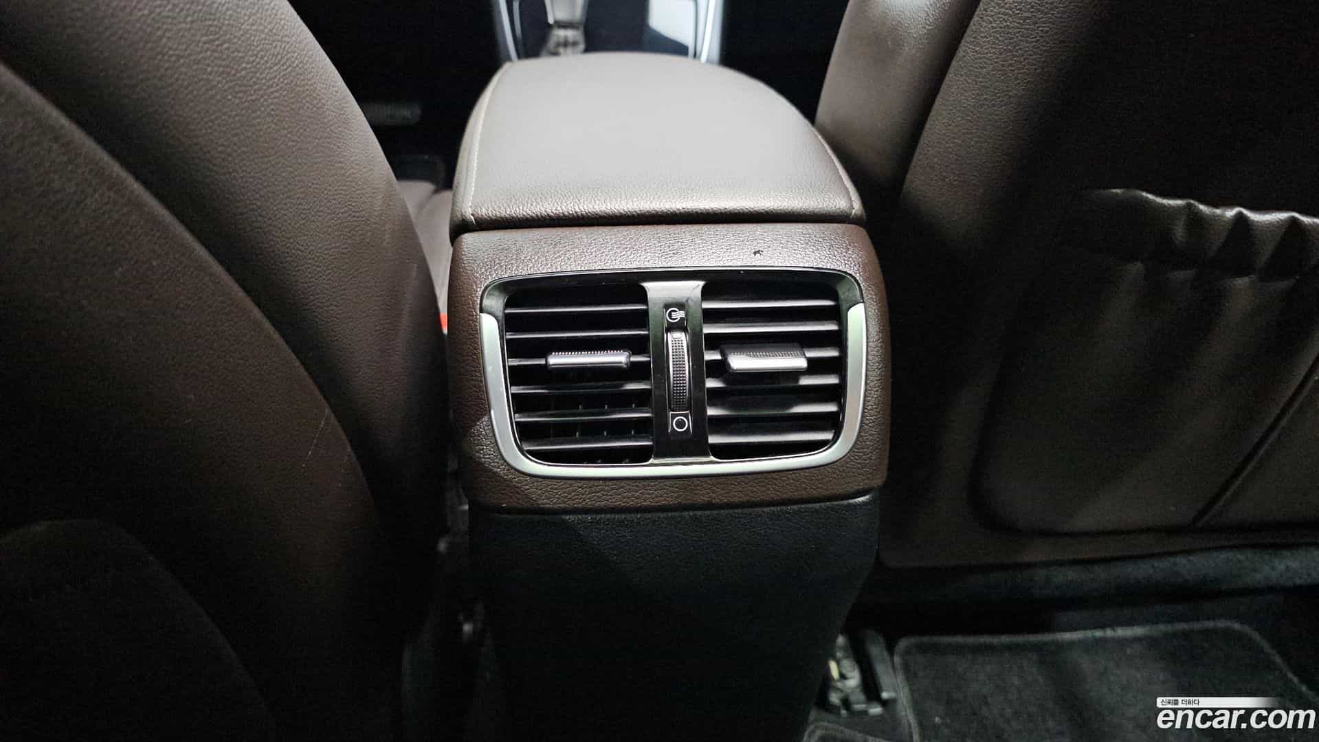 Grandeur Hyundai 2018.5-OPTION-023