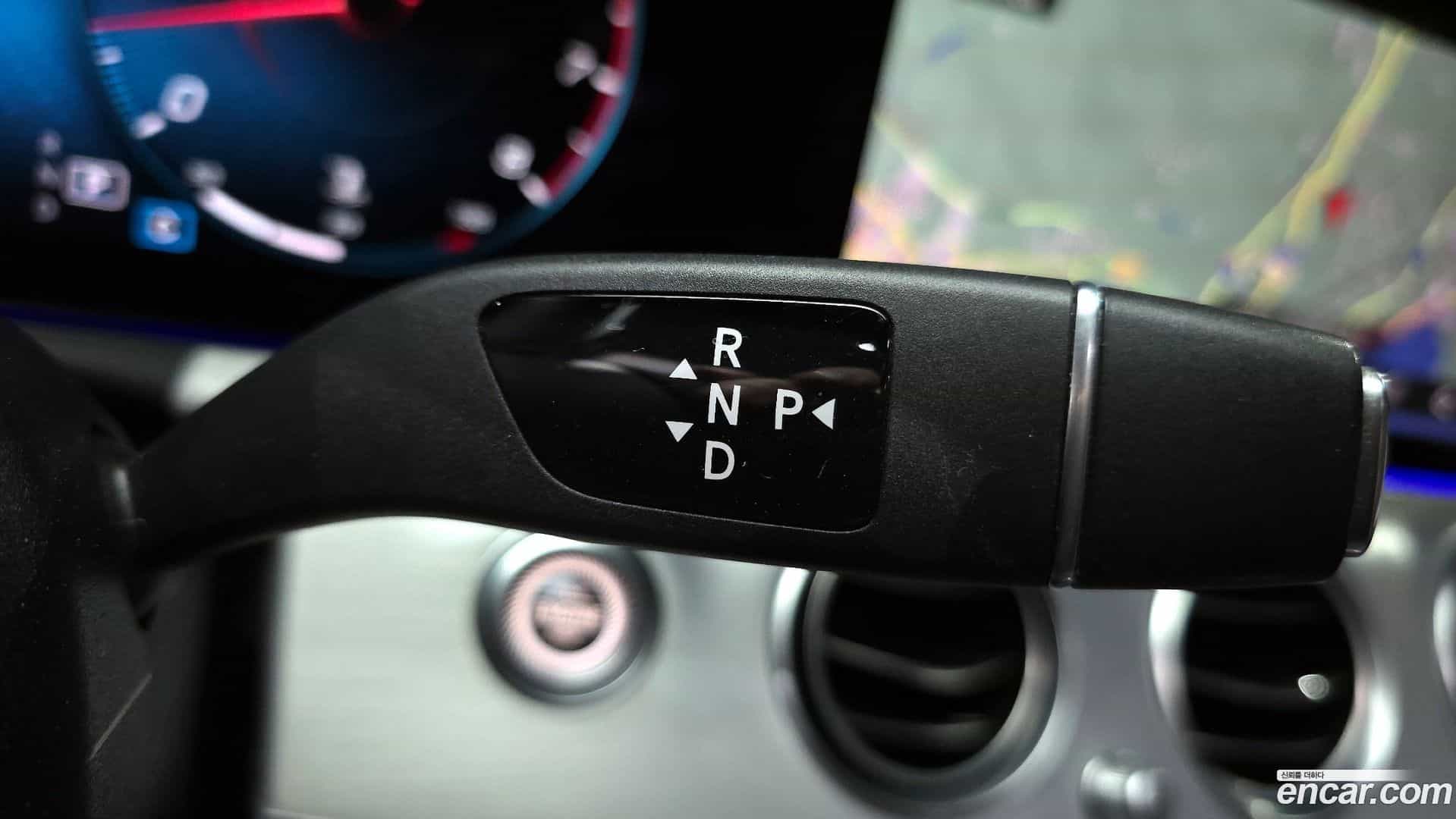 E-Class Mercedes-Benz 2021.4-INNER-009