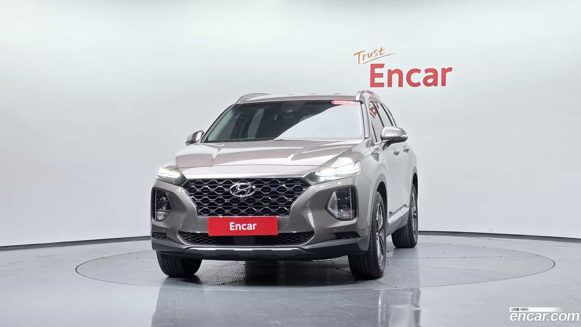 Santafe Hyundai 2018.2-OUTER-003