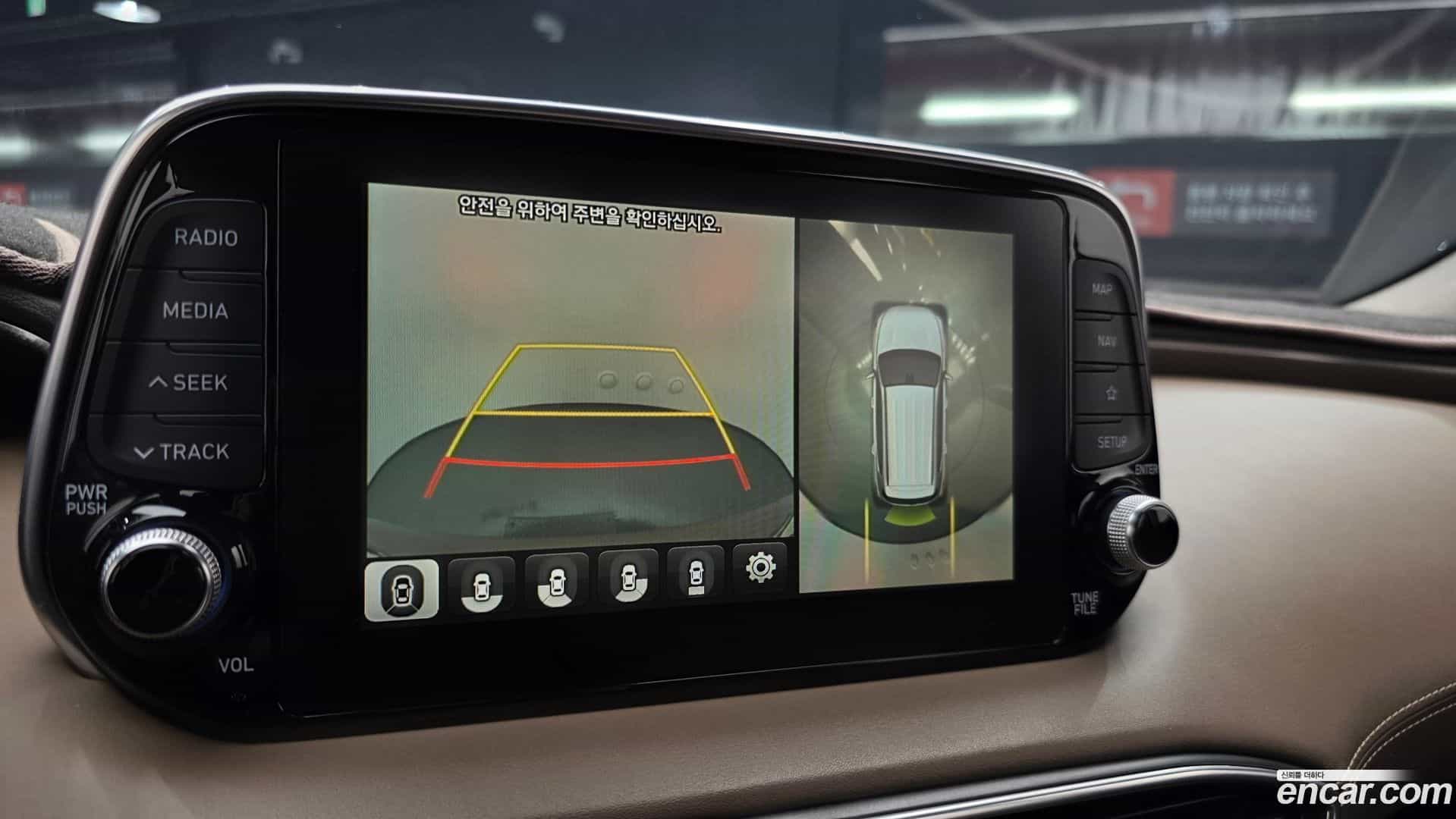 Santafe Hyundai 2018.2-OPTION-019