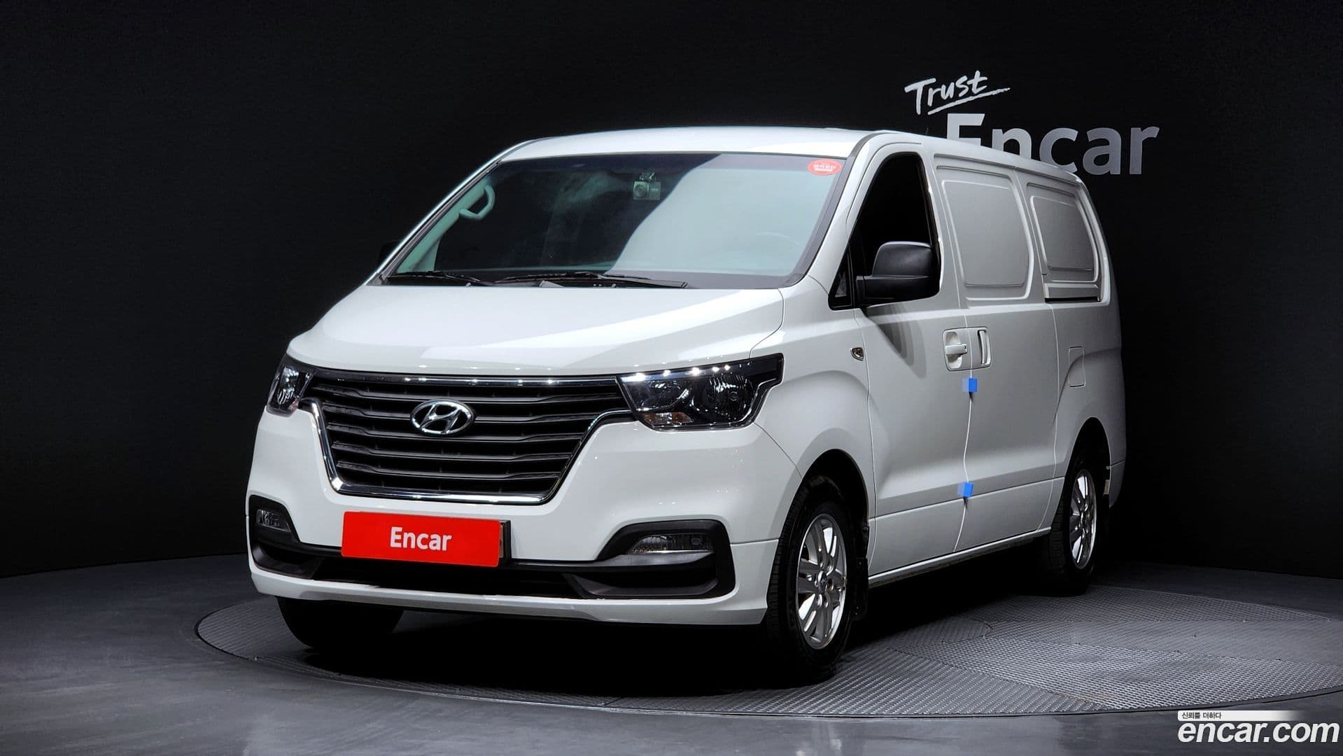 Main__Slider__Photo:Starex Hyundai 2020.7-0