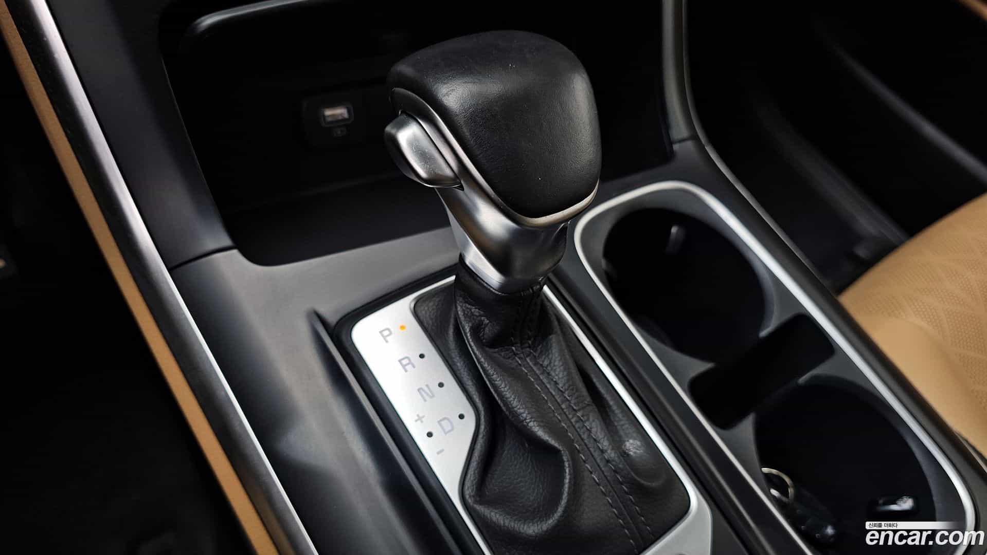 Canival Kia 2023.3-INNER-009