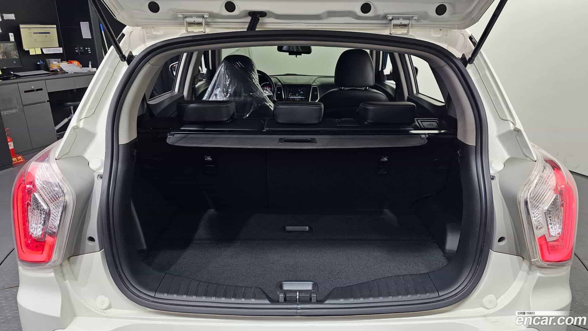 TIBOLI KG Mobility 2018.0-OPTION-024