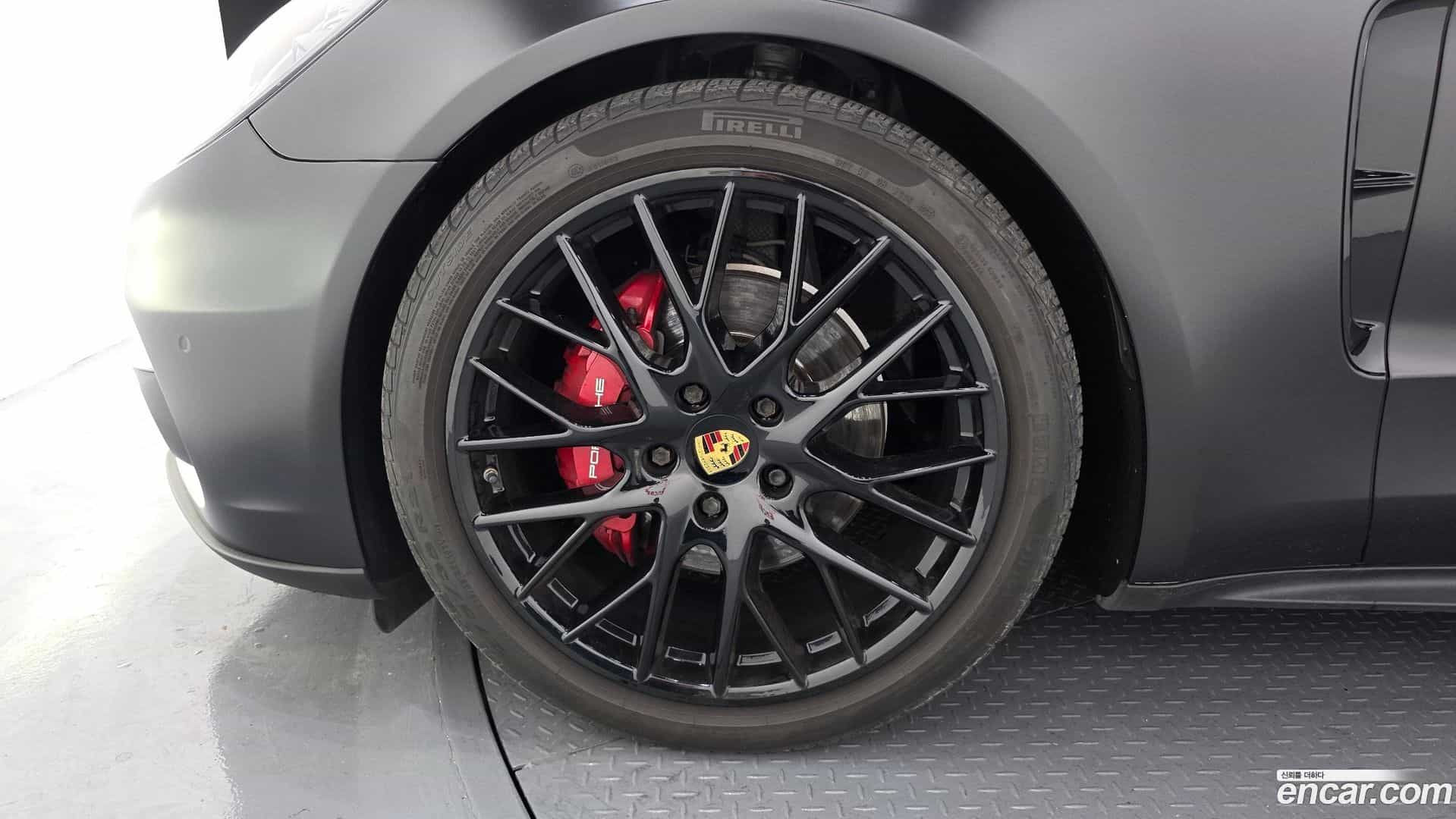 Panamera Porsche 2018.7-OUTER-005