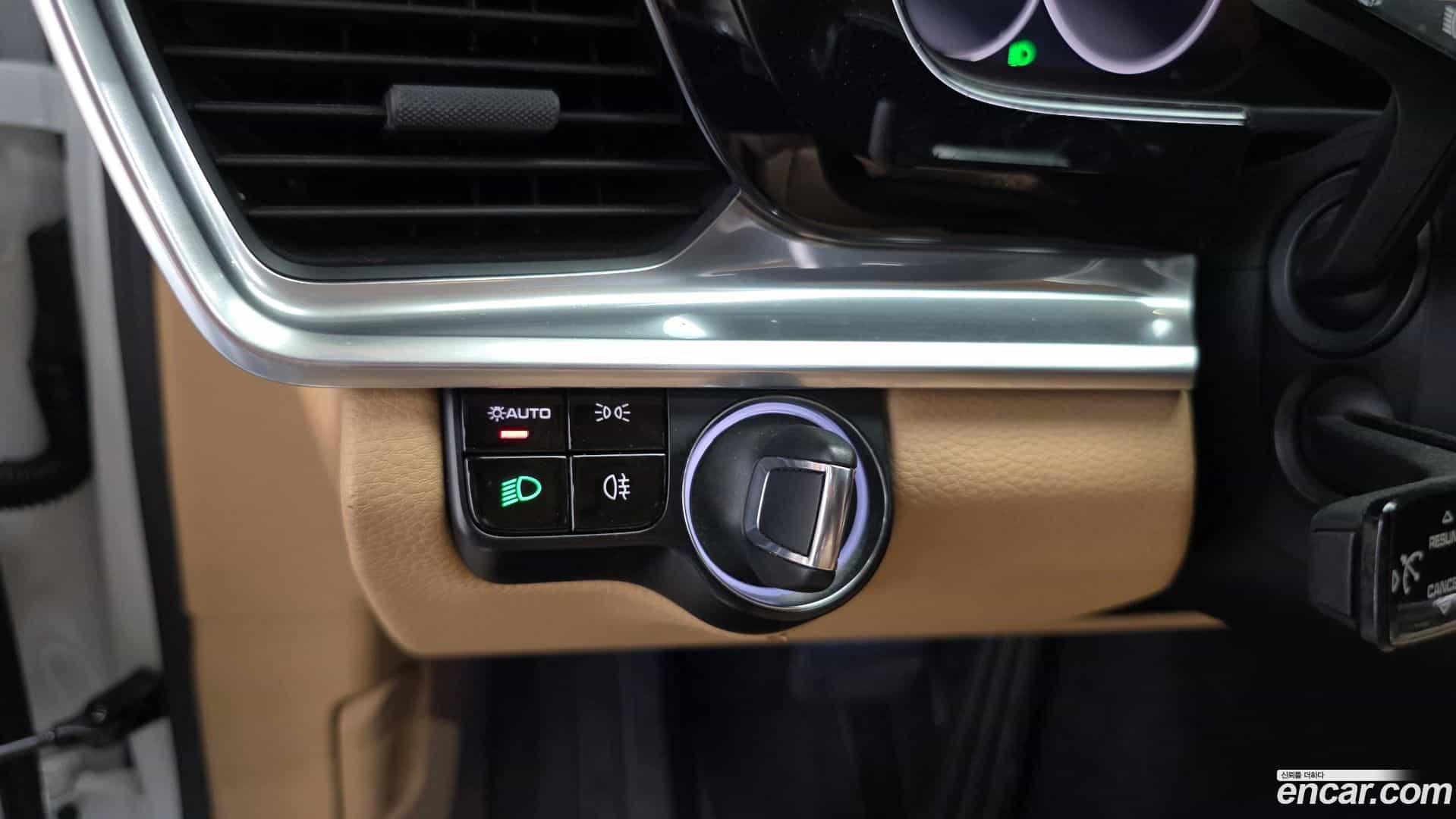 Panamera Porsche 2018.7-OPTION-021