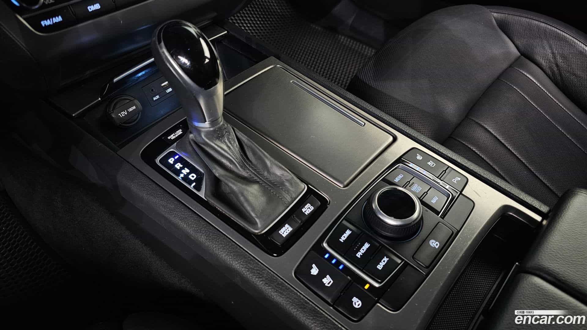 Genesis Hyundai 2014.10-INNER-009