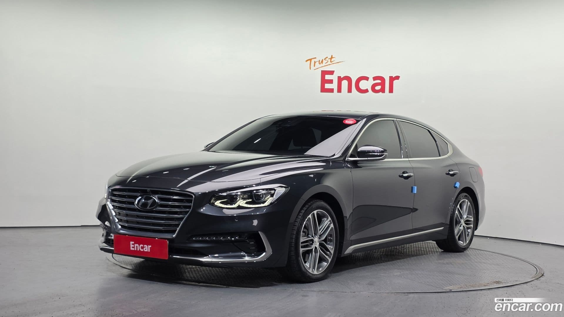 Main__Slider__Photo:Grandeur Hyundai 2018.0-0