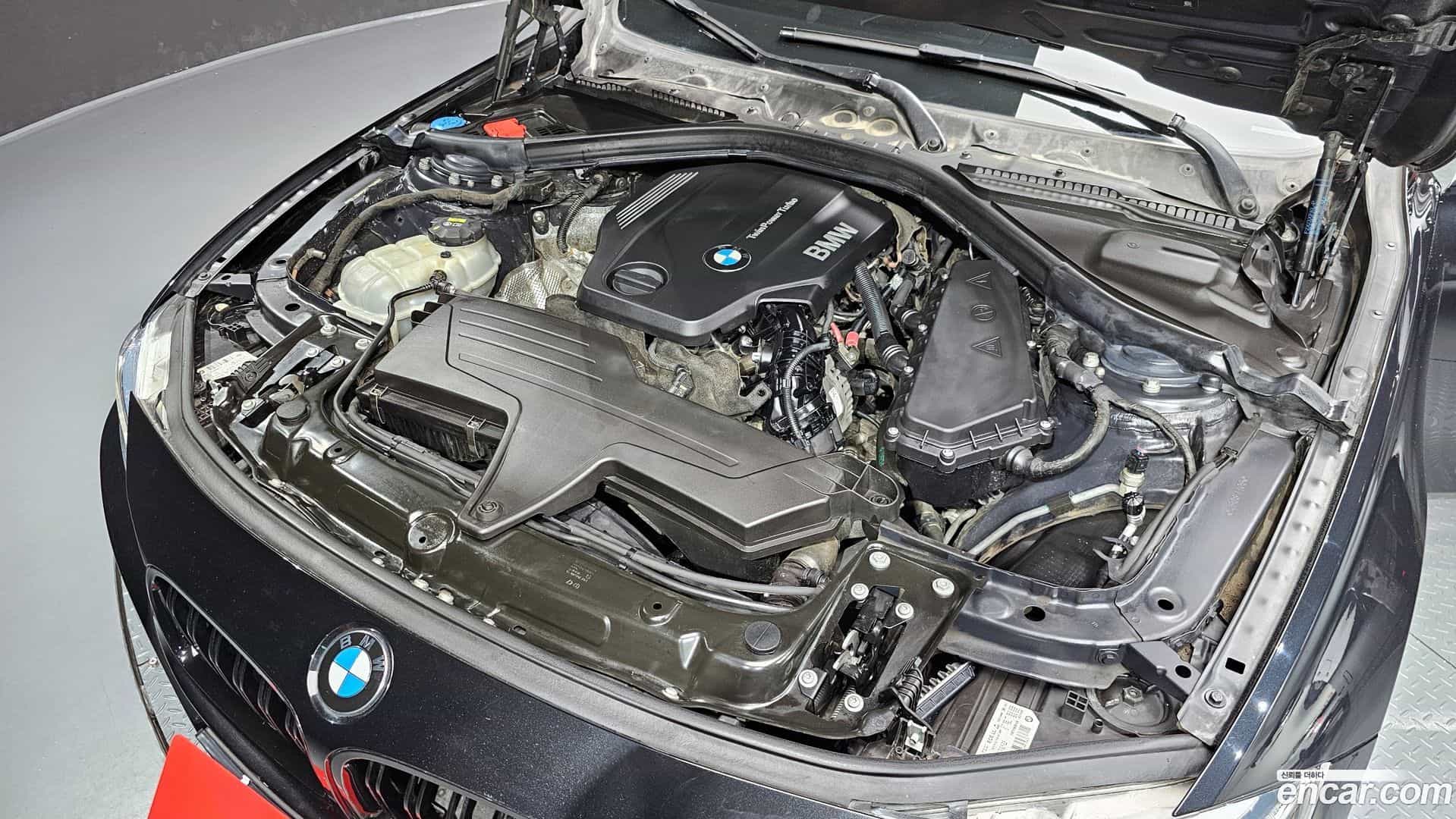 3-Series BMW 2017.4-OUTER-006