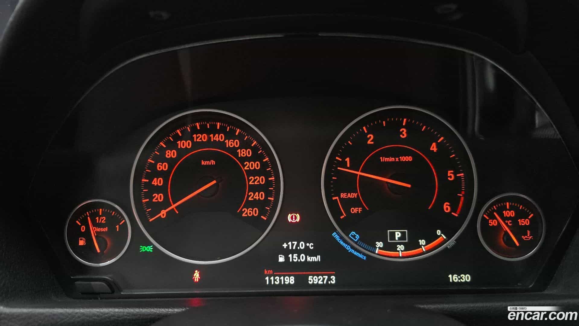 3-Series BMW 2017.4-INNER-008
