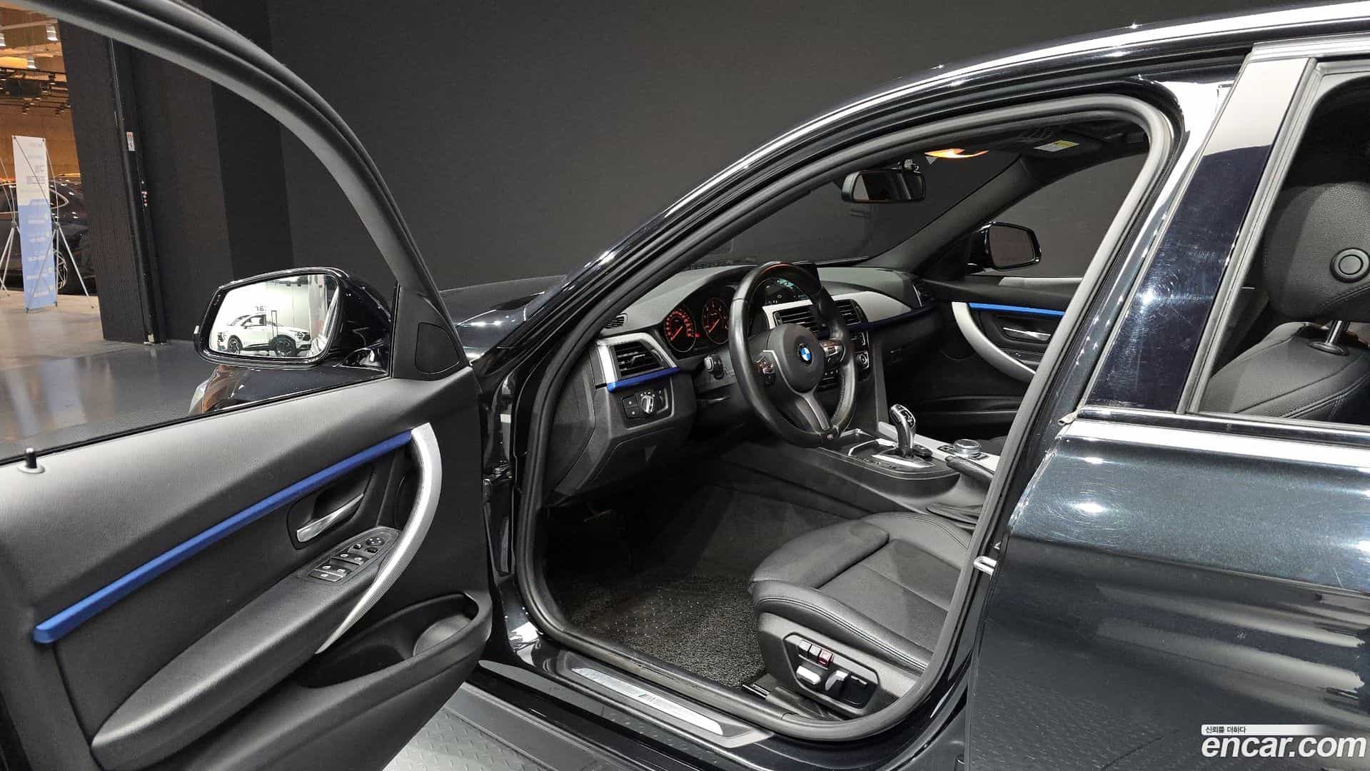 3-Series BMW 2017.4-INNER-010