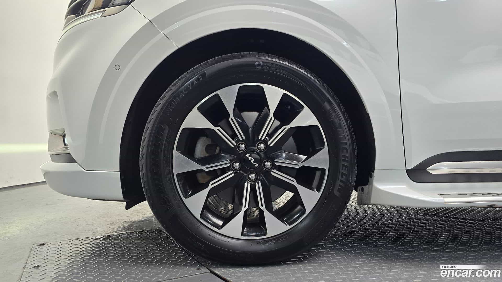 Canival Kia 2023.2-OUTER-005