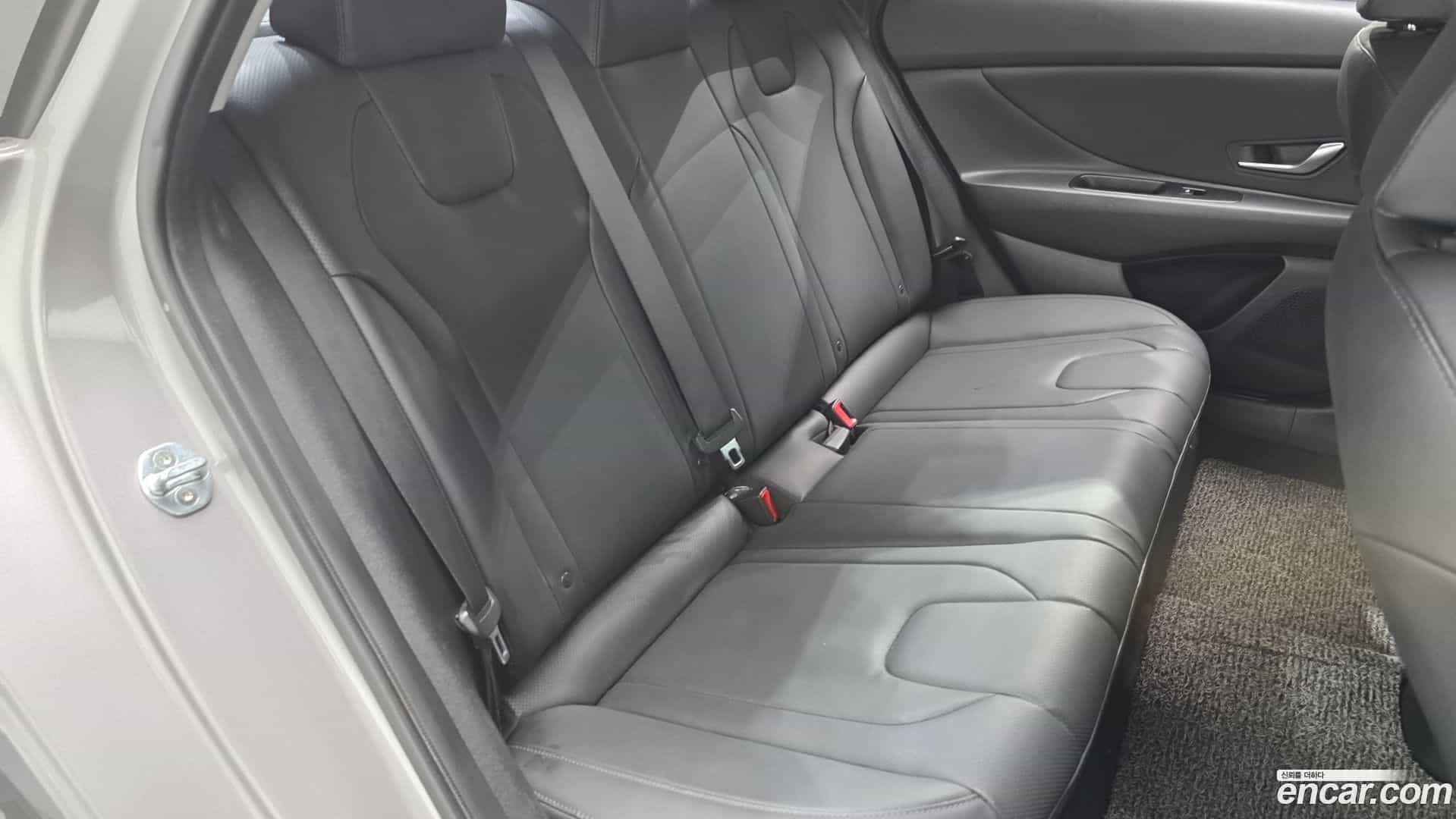 AVANTE Hyundai 2020.3-OPTION-017