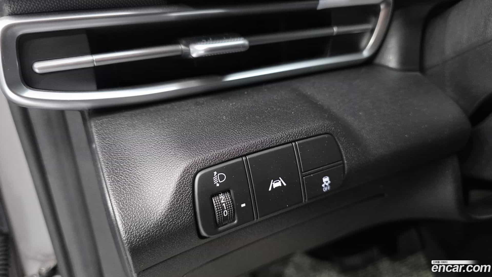 AVANTE Hyundai 2020.3-OPTION-023
