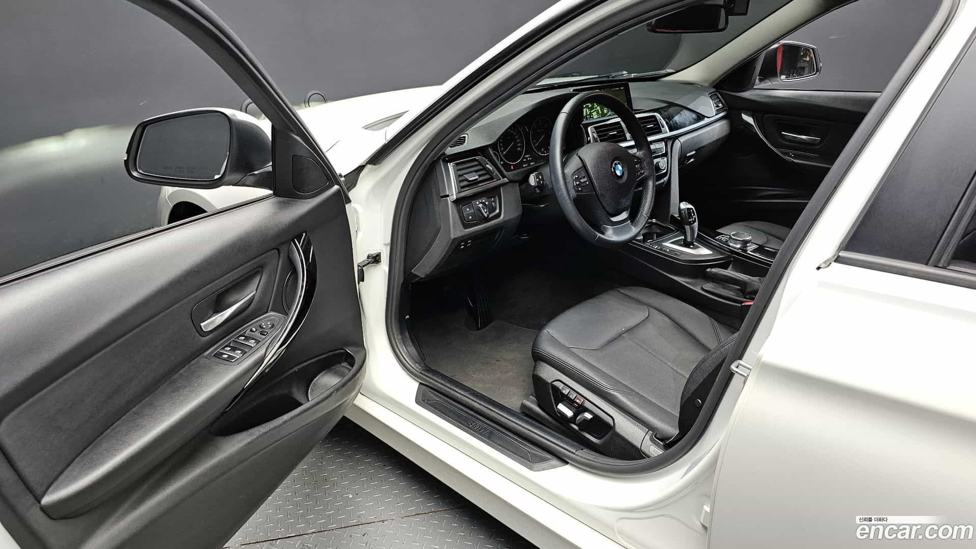 3-Series BMW 2017.11-OPTION-015