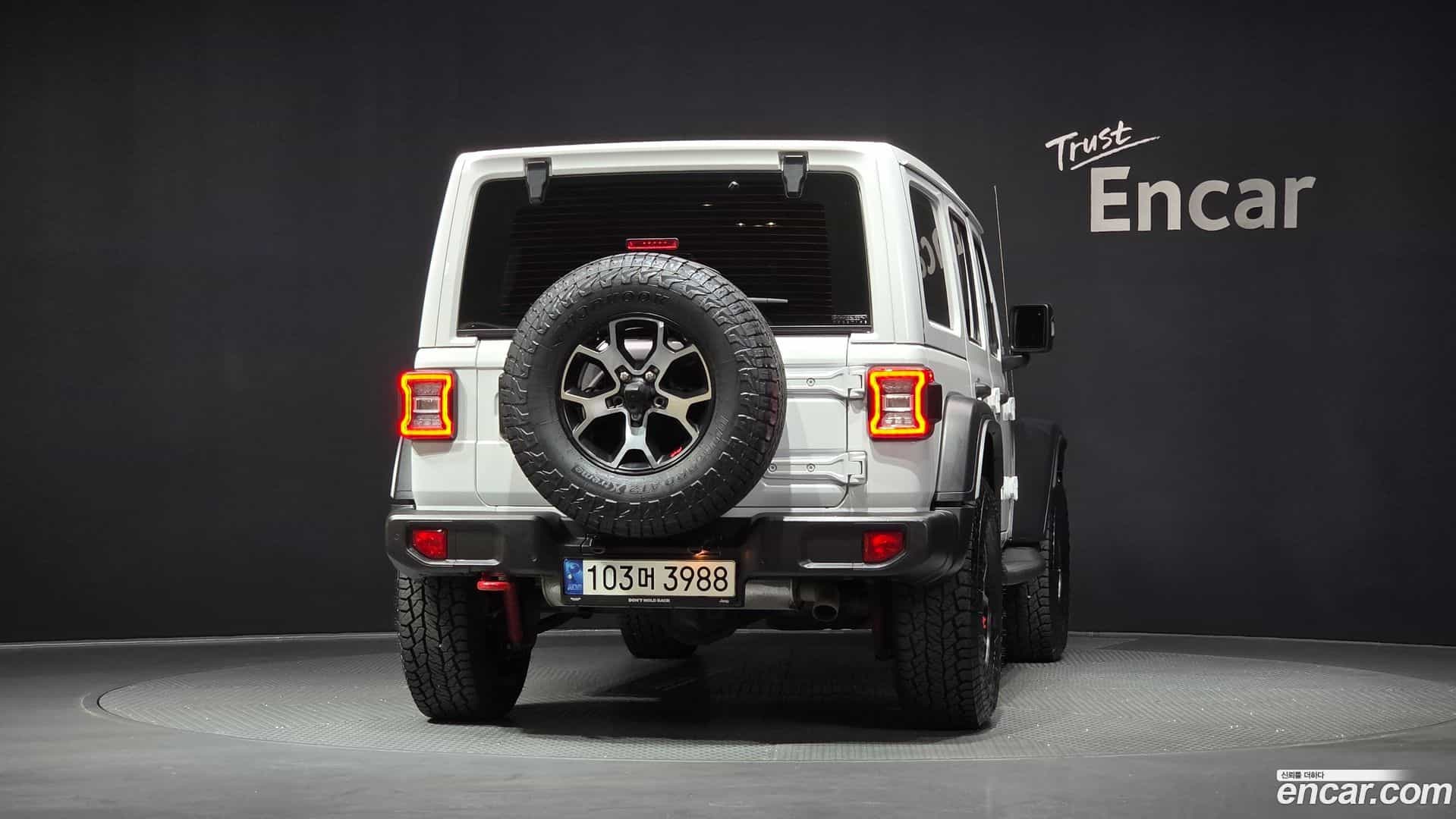 Wrangler Jeep 2021.2-OUTER-004