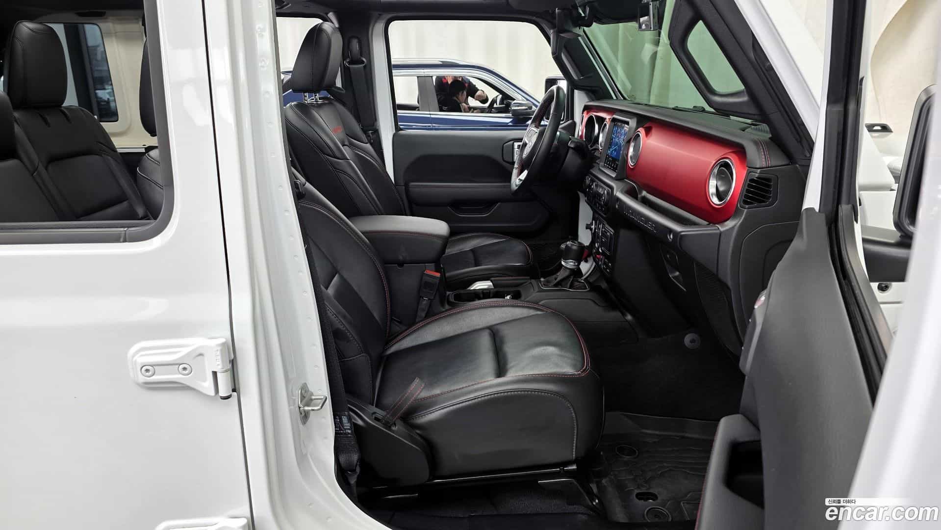 Wrangler Jeep 2021.2-OPTION-015