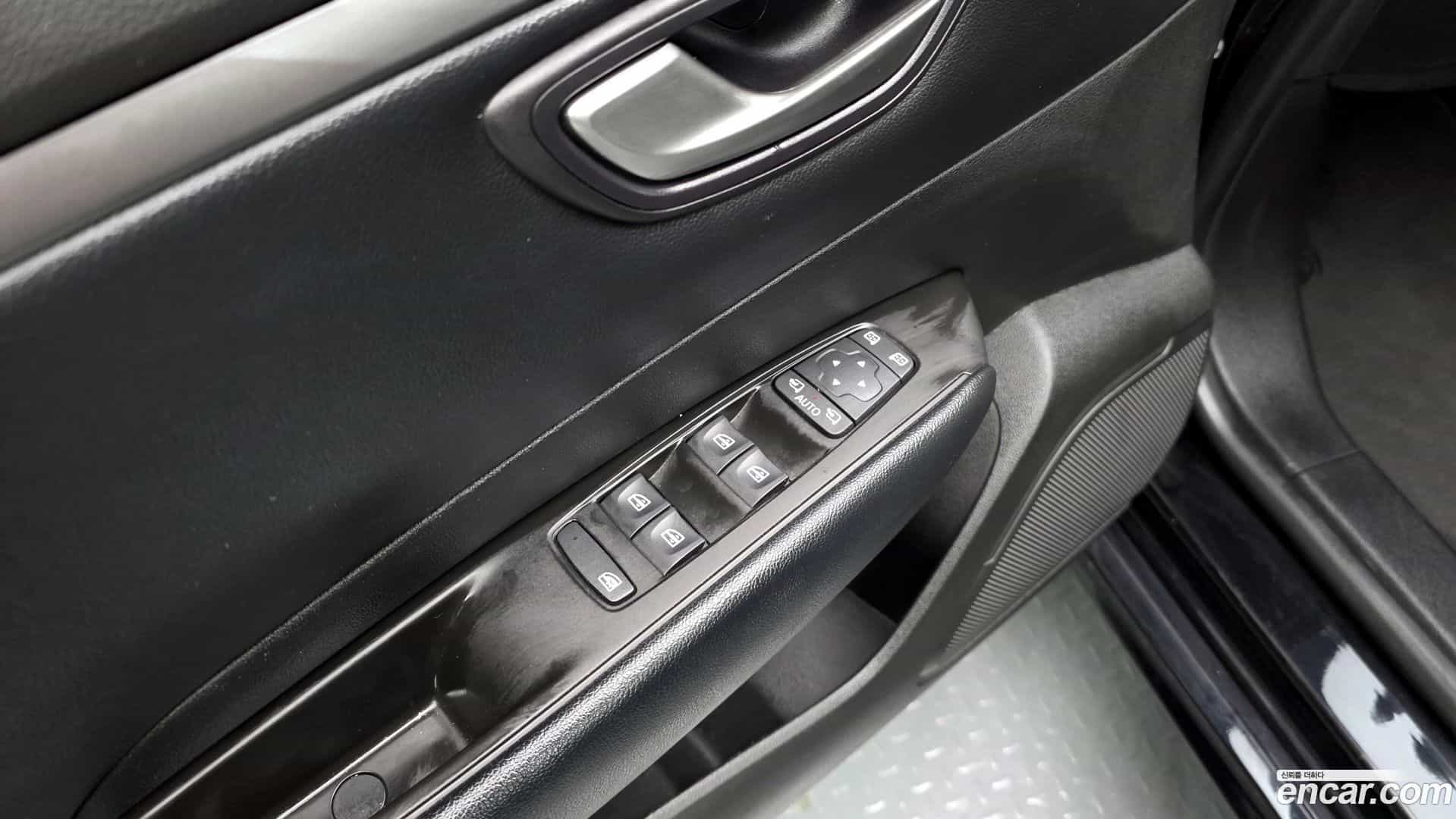 SM6 Renault Korea 2021.0-OPTION-017