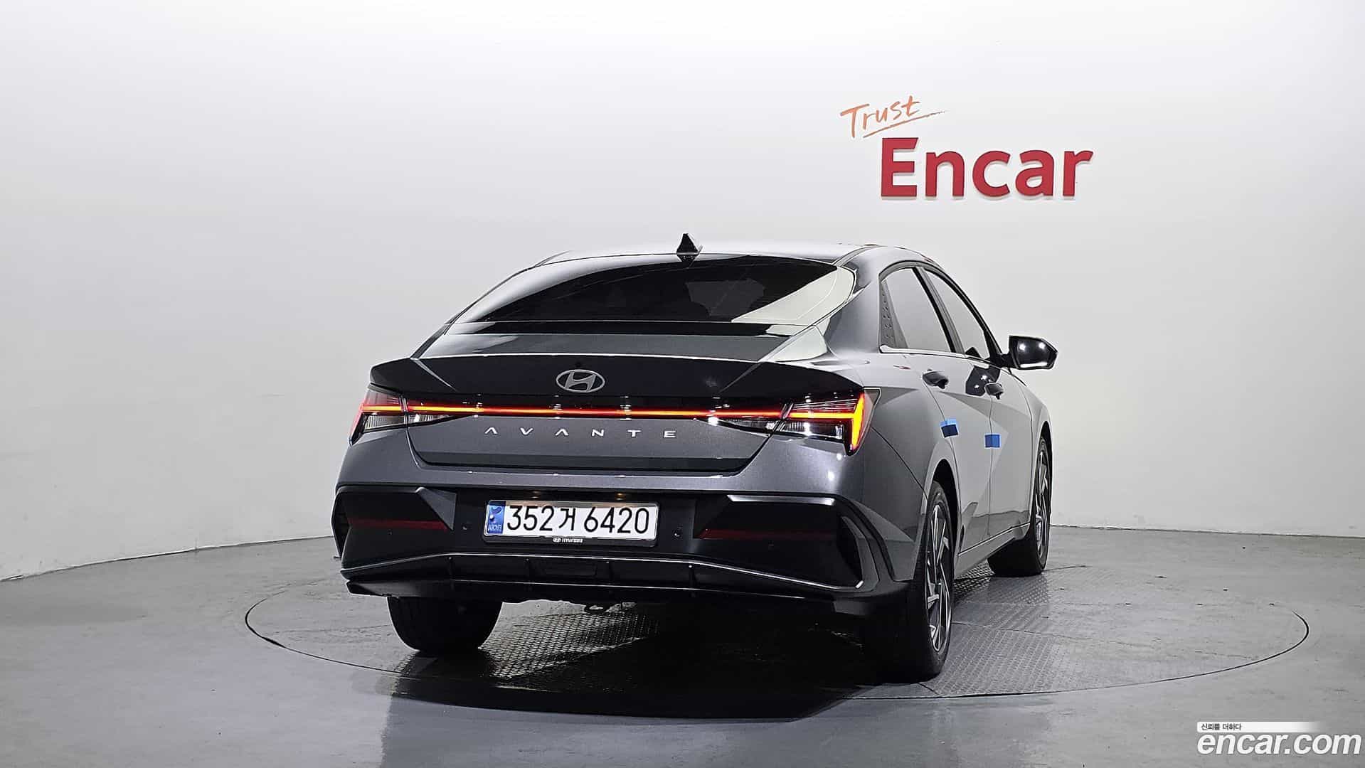 AVANTE Hyundai 2025.0-OUTER-004