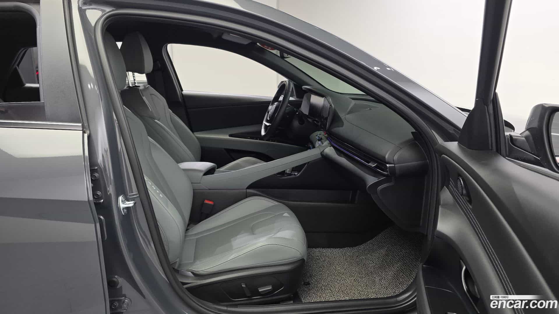AVANTE Hyundai 2025.0-OPTION-016