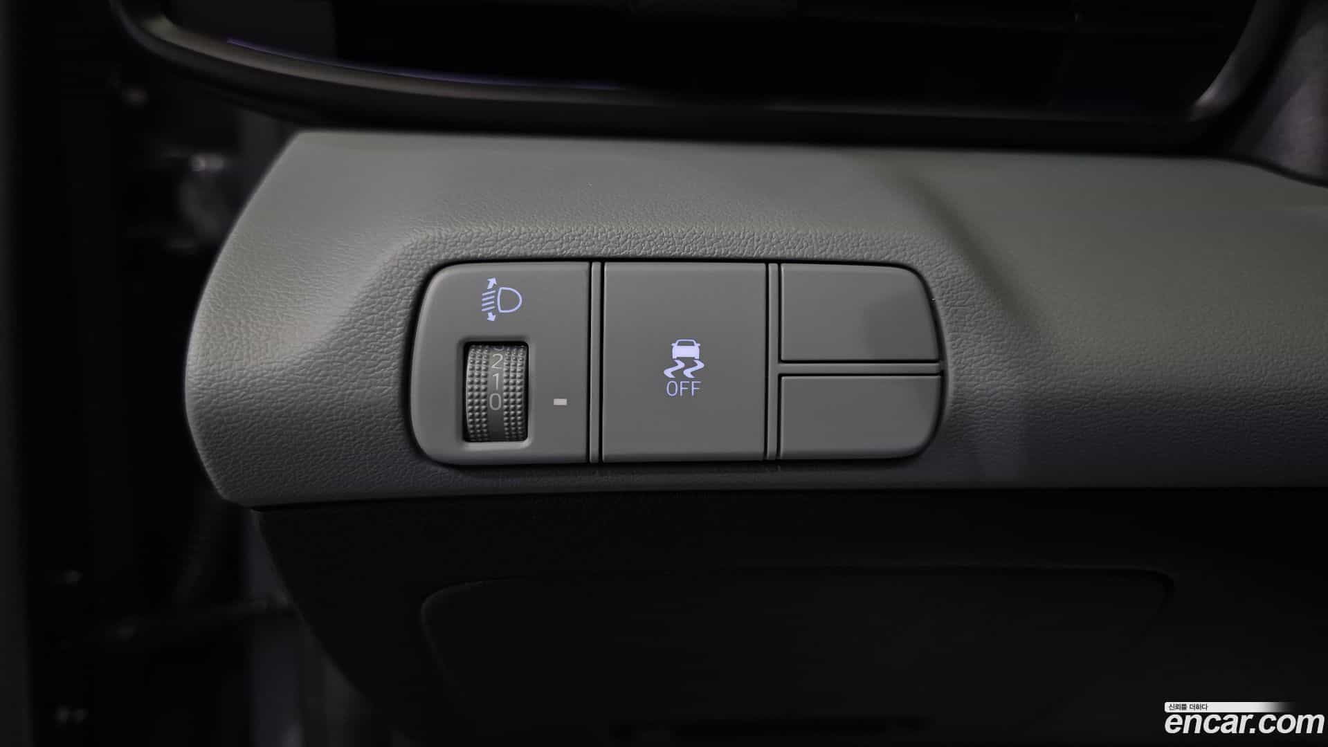 AVANTE Hyundai 2025.0-OPTION-018