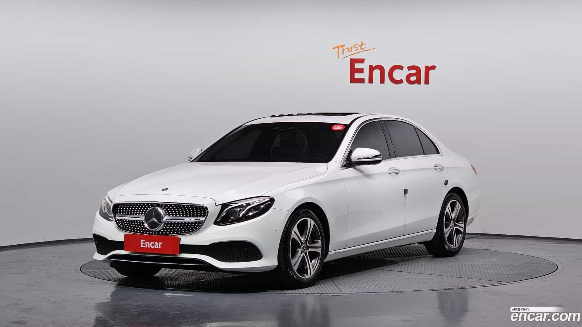 E-Class Mercedes-Benz 2020.4-OUTER-001
