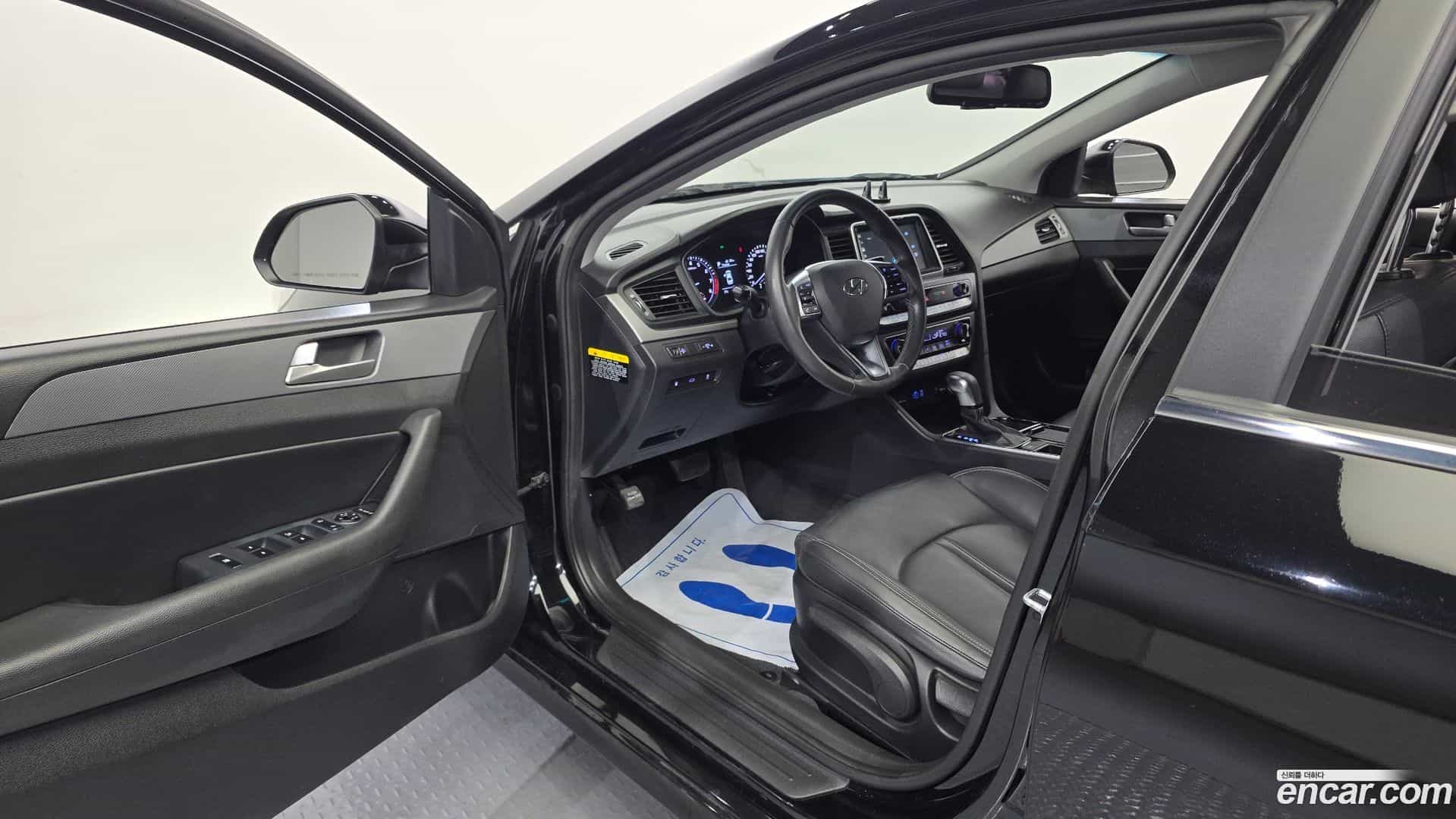 Sonata Hyundai 2017.2-INNER-010