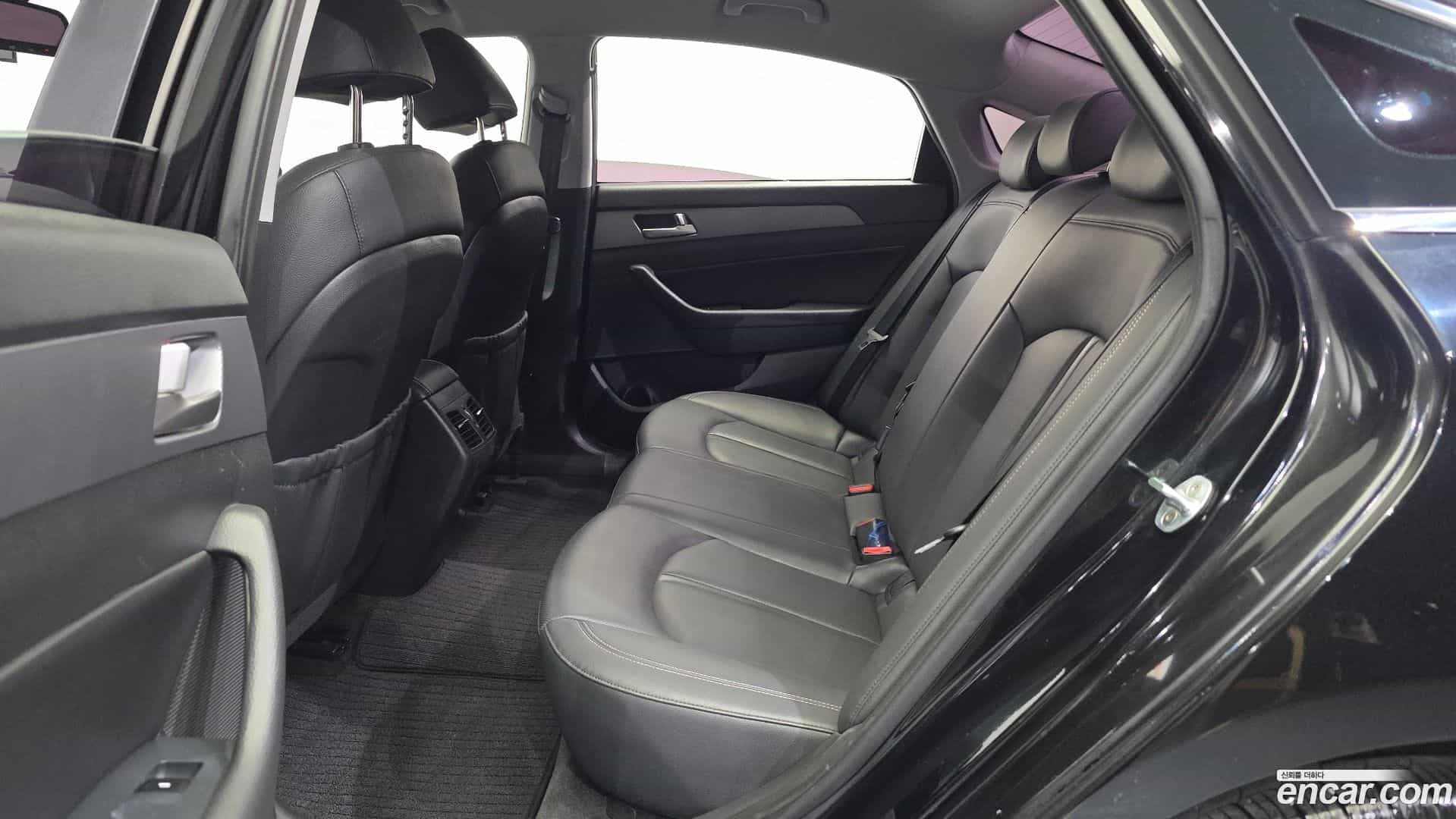 Sonata Hyundai 2017.2-OPTION-015
