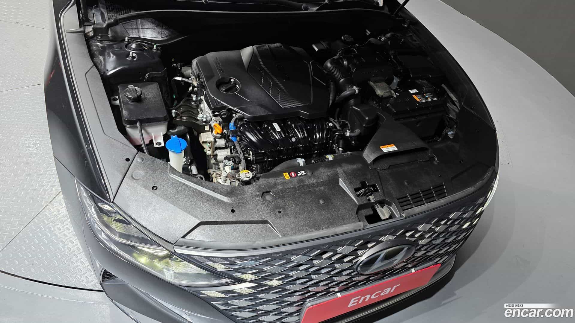 Grandeur Hyundai 2022.1-OUTER-006