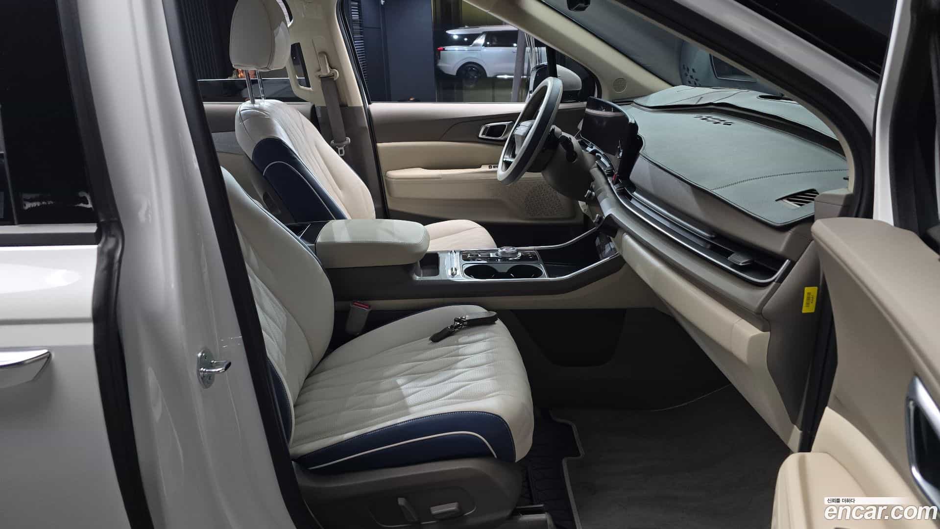 Canival Kia 2025.9-OPTION-015