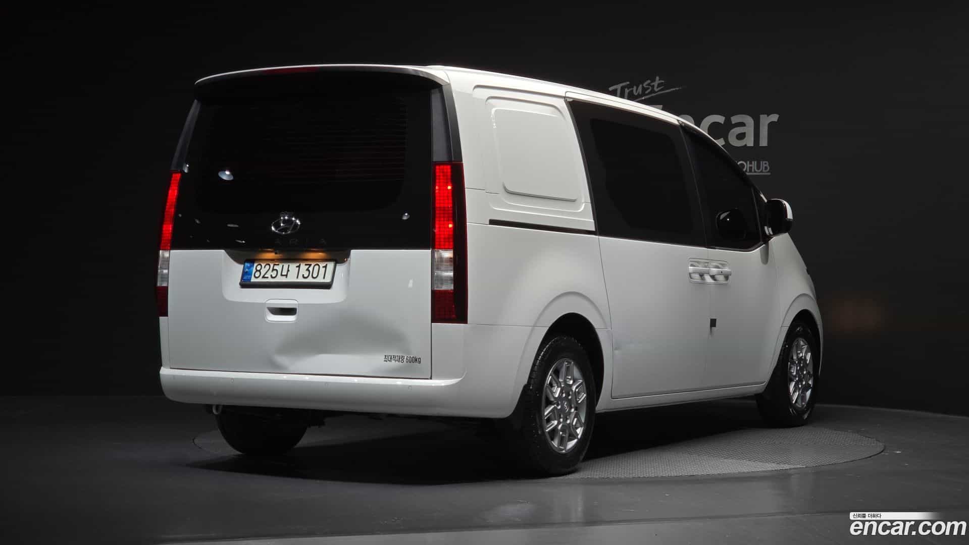 Staria Hyundai 2022.0-OUTER-002