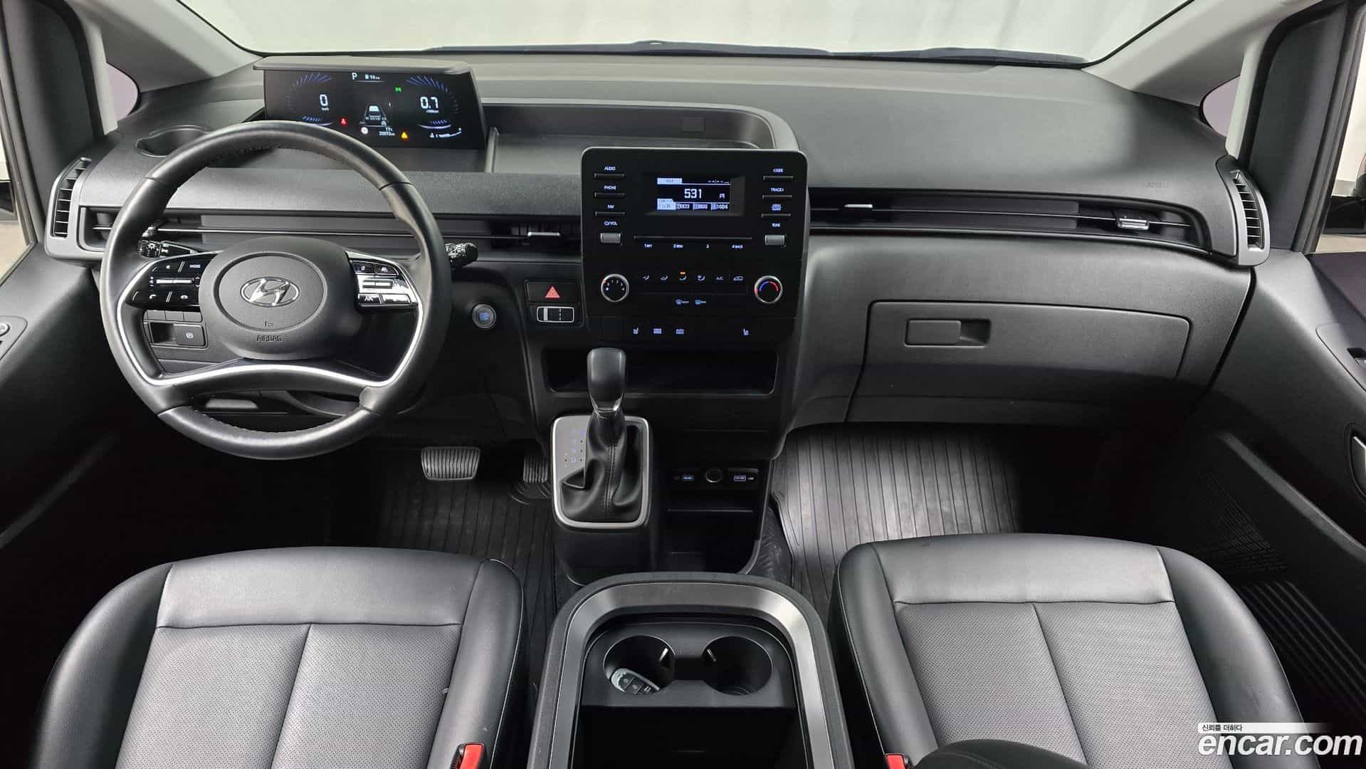 Staria Hyundai 2022.0-INNER-007