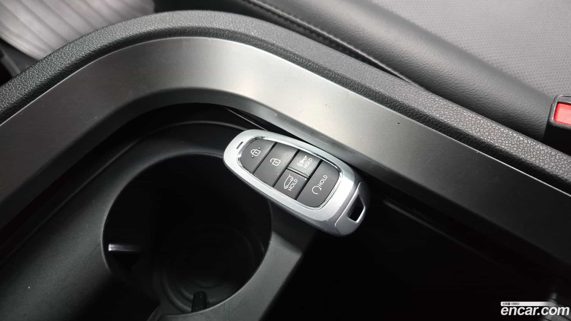 Staria Hyundai 2022.0-OPTION-022