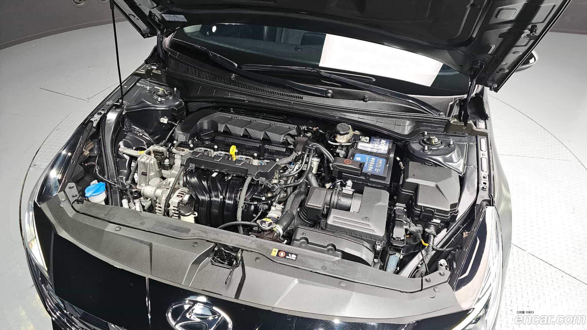 AVANTE Hyundai 2020.10-OUTER-006