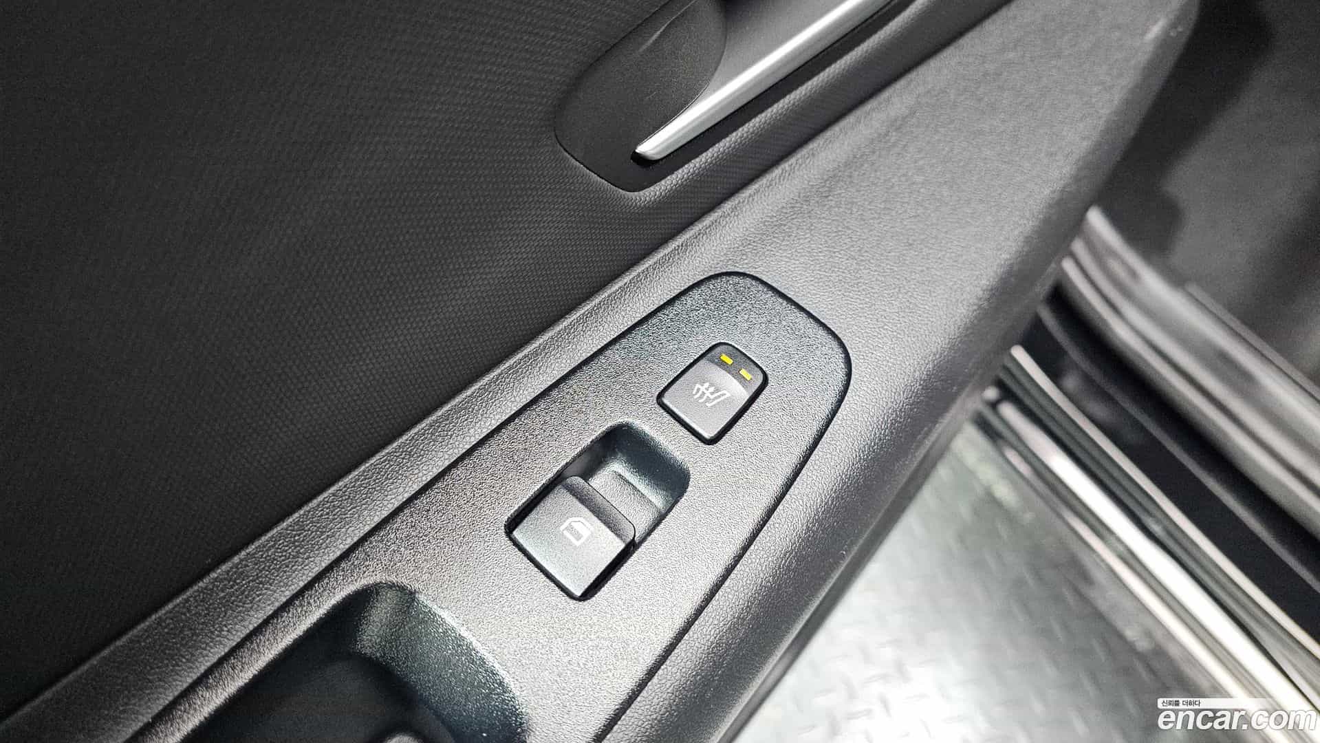 AVANTE Hyundai 2020.10-OPTION-023