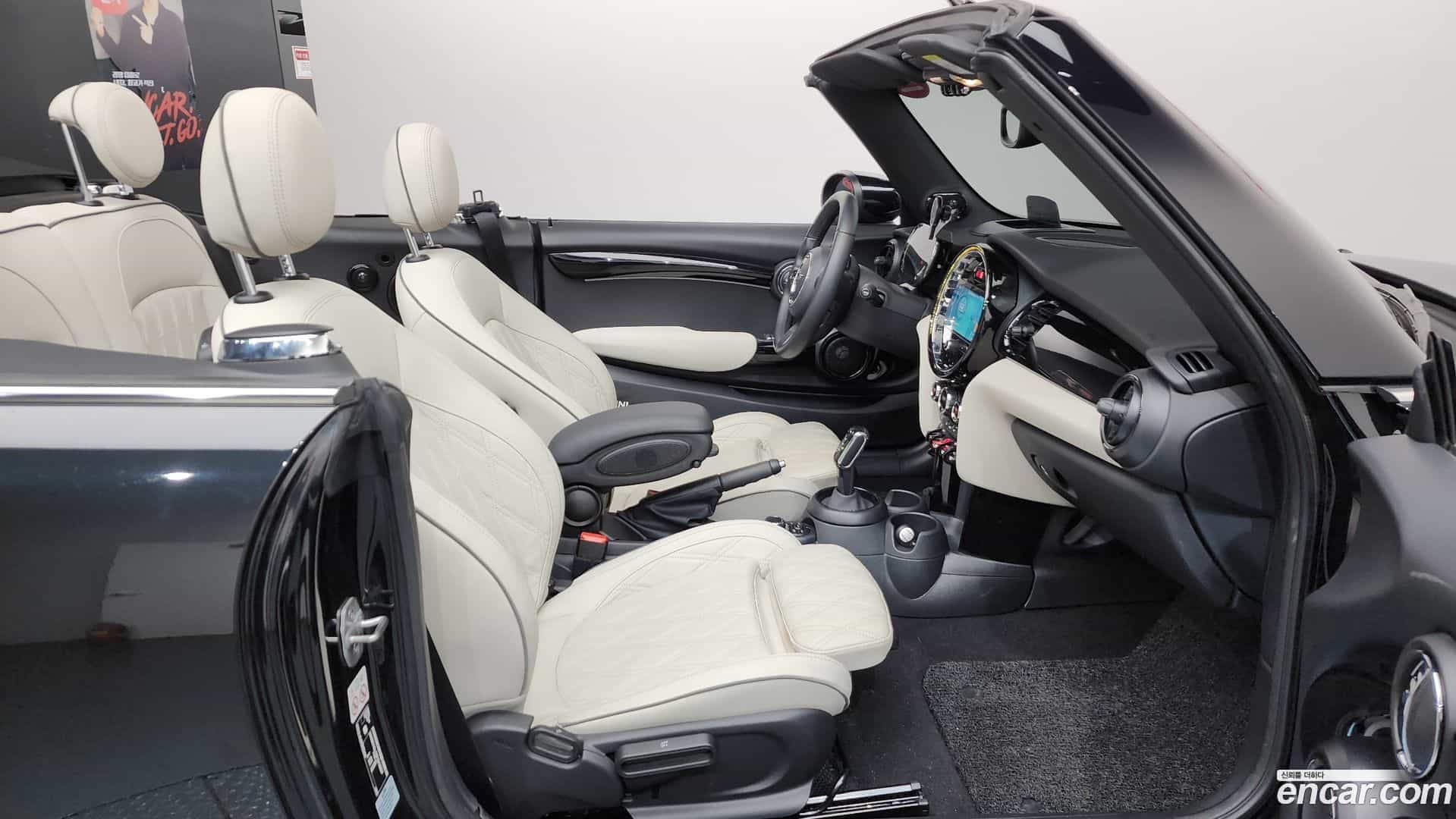 Cooper Convertible Mini 2023.4-OPTION-015