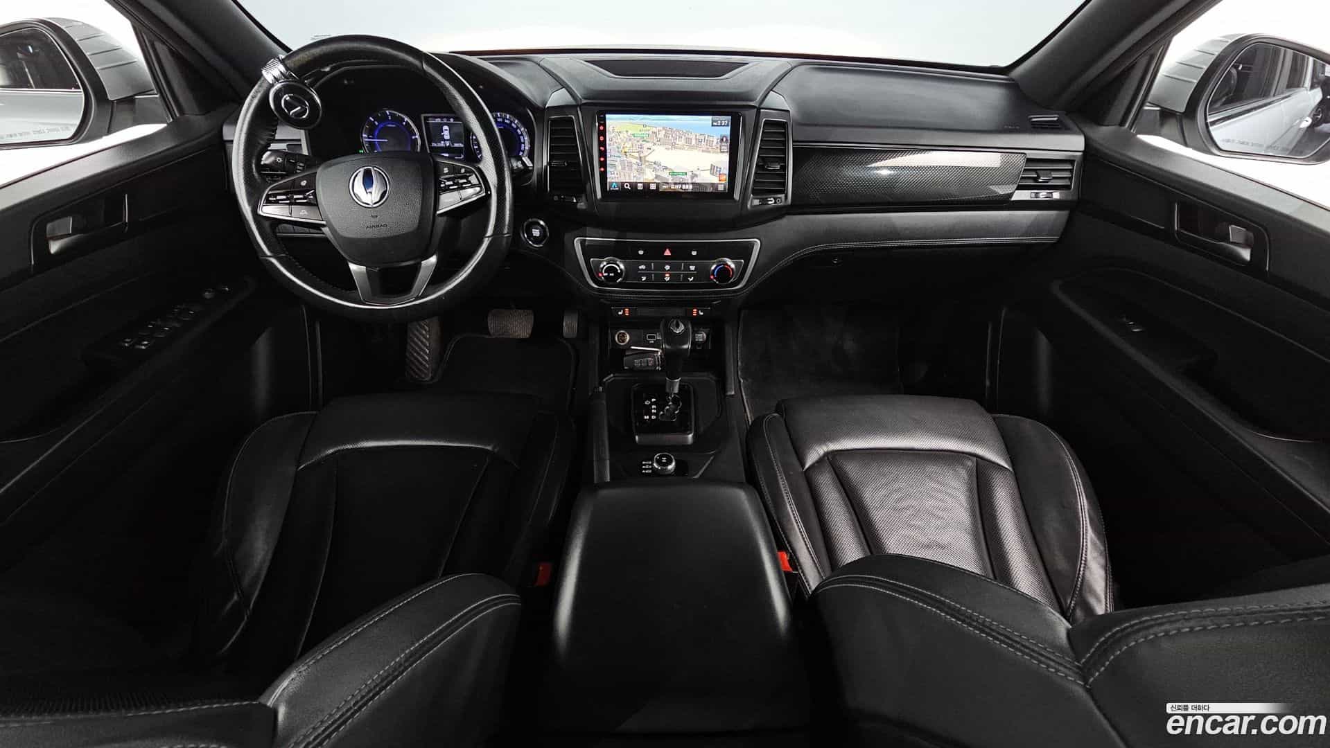 Rexton KG Mobility 2021.2-INNER-007