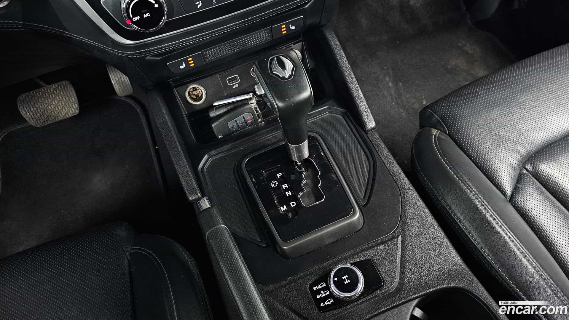 Rexton KG Mobility 2021.2-INNER-009