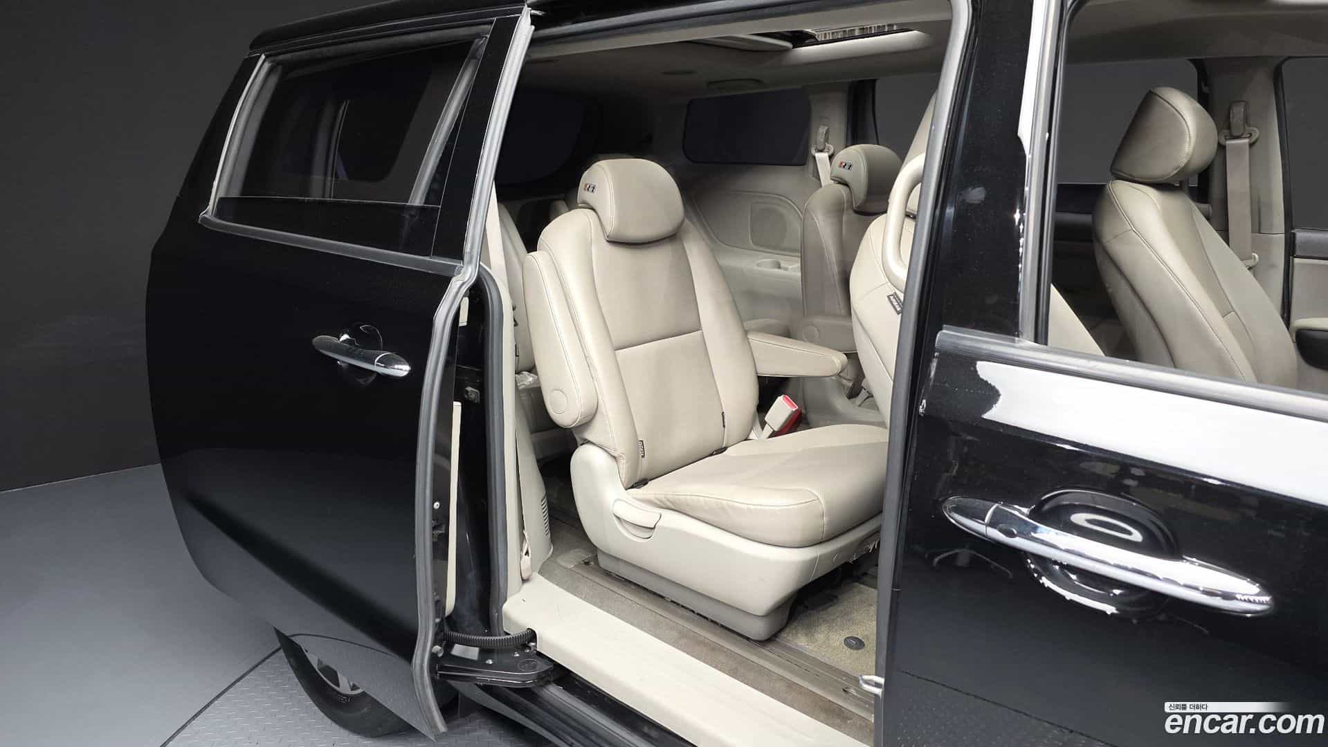 Canival Kia 2017.2-OPTION-016
